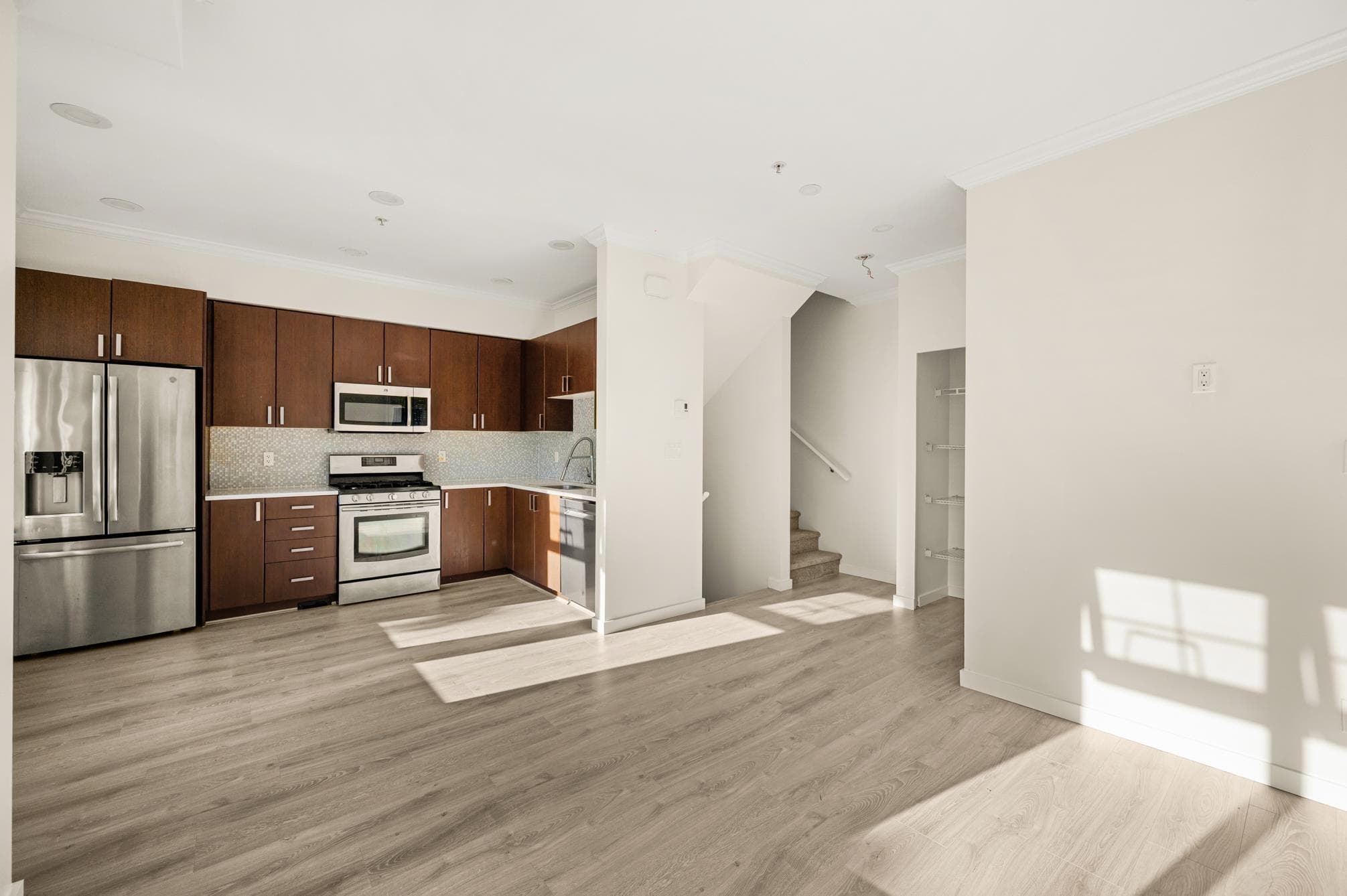 32 - 1111 Ewen Avenue, New Westminster, V3M 5E3 — photo 5