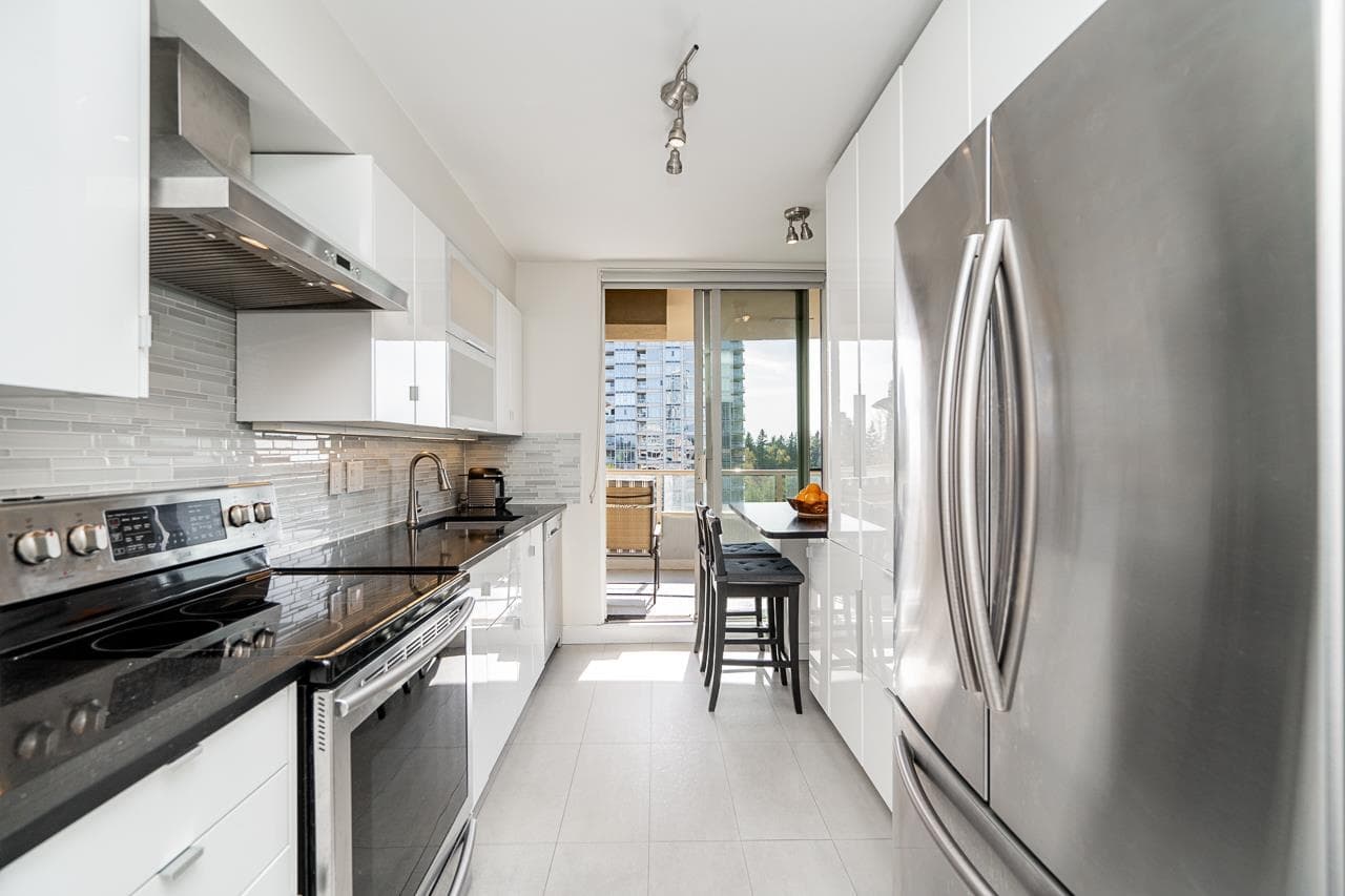902 - 7108 Edmonds Street, Burnaby, V3N 4X9 — photo 3