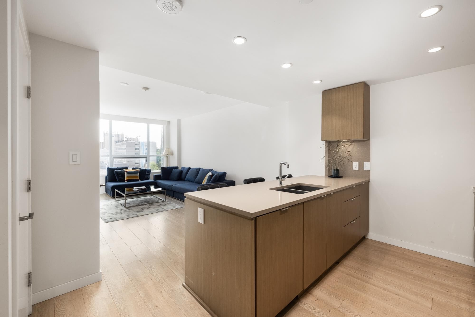 810 - 125 E 14th Street, North Vancouver, V7L 0E6 — photo 5