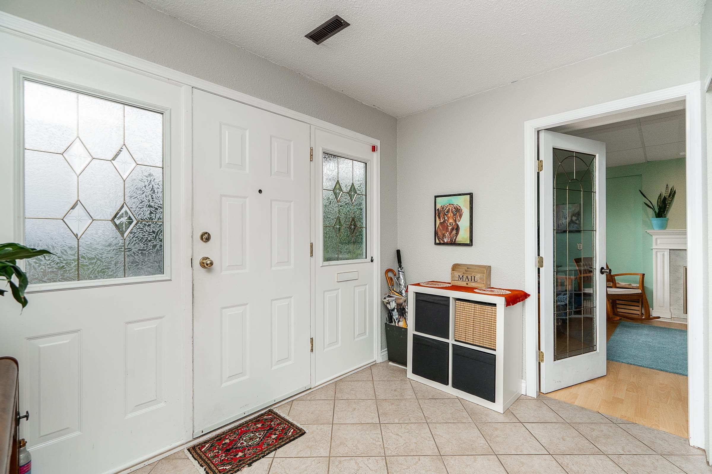 992 Saddle Street, Coquitlam, V3C 3N5 — photo 2