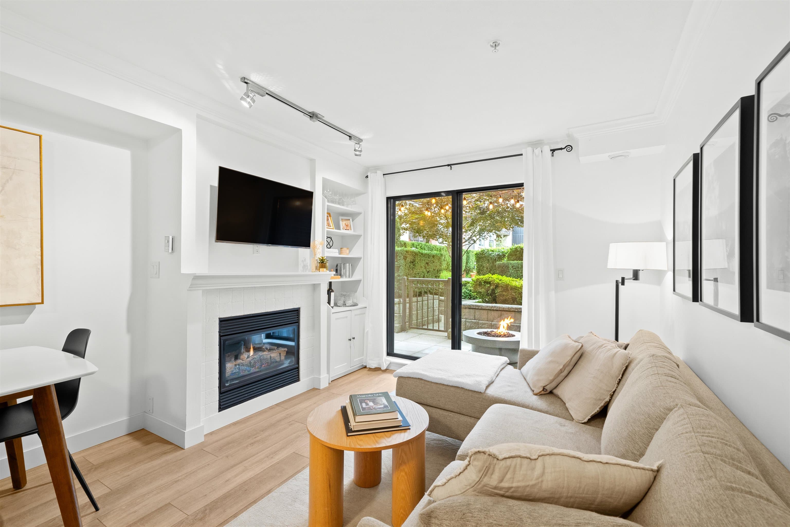 2013 - 84 Grant Street, Port Moody, V3H 0B5 — photo 2