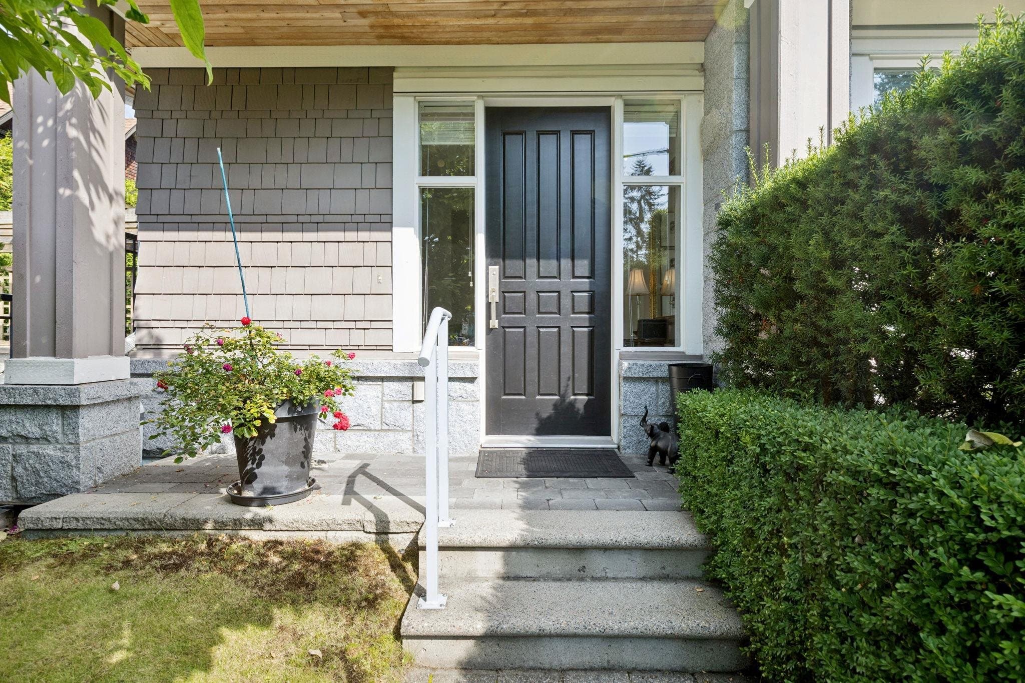 2133 Gordon Avenue, West Vancouver, V7V 1W1 — photo 2