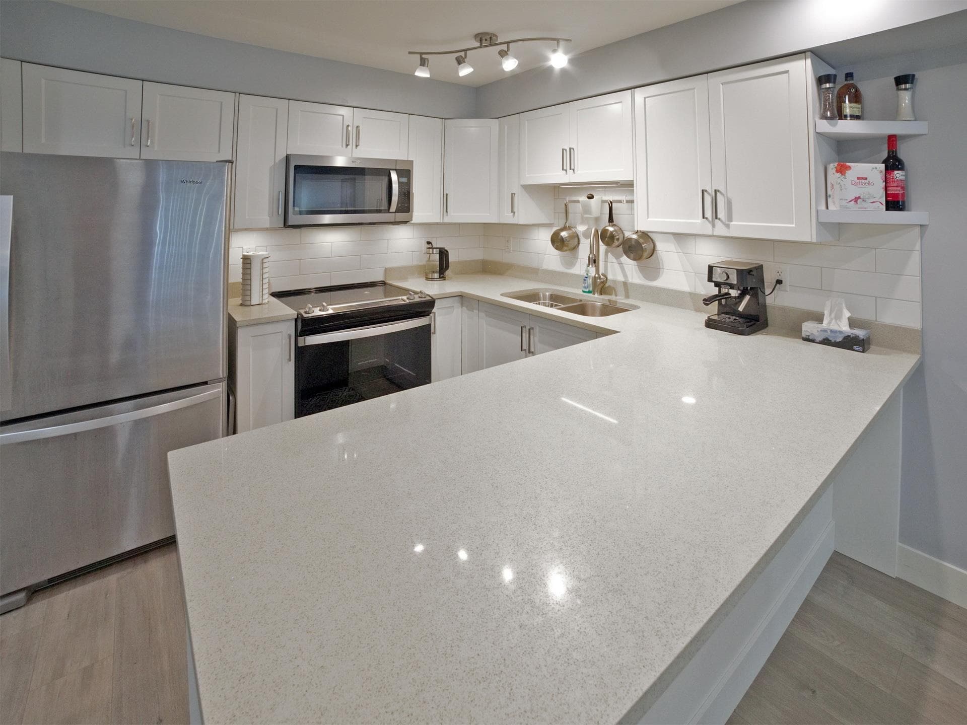 204 - 30515 Cardinal Avenue, Abbotsford, V2T 0A8 — photo 3