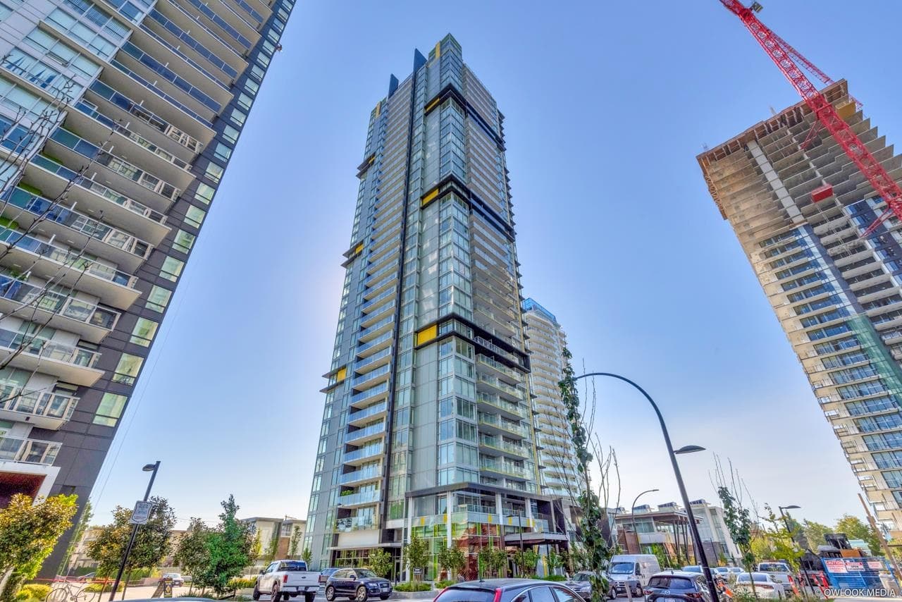 2406 - 6700 Dunblane Avenue, Burnaby