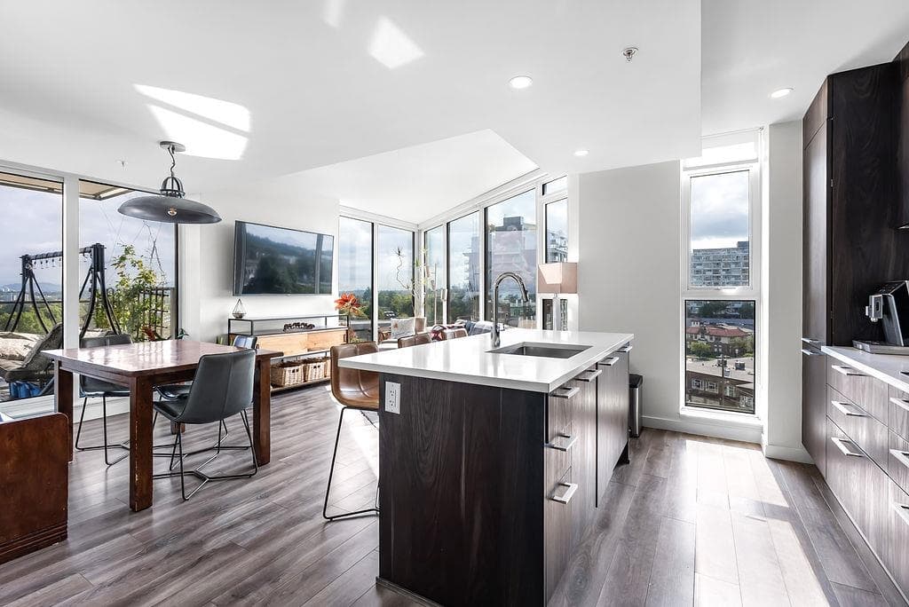 905 - 285 E 10th Avenue, Vancouver