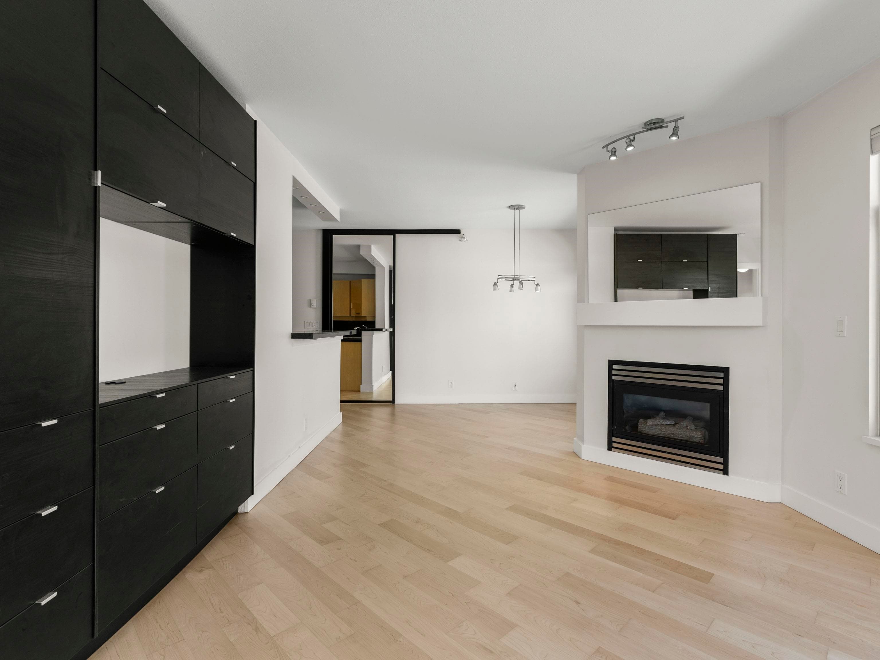 612 - 2228 Marstrand Avenue, Vancouver, V6K 4T1 — photo 5