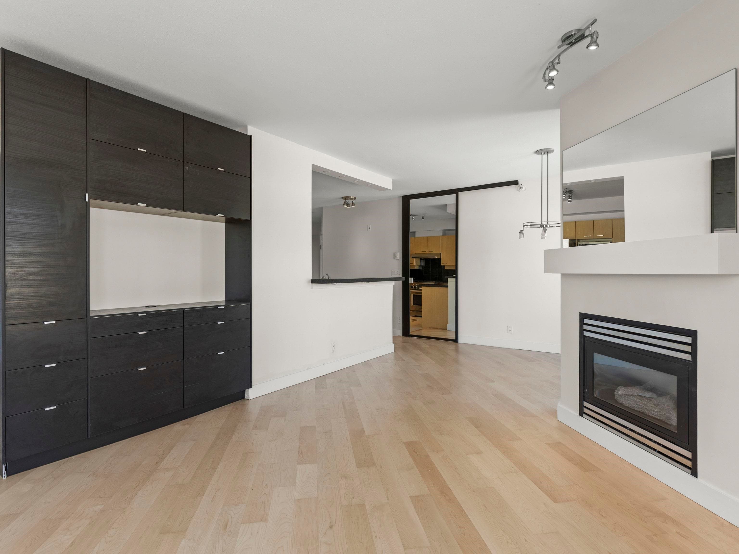 612 - 2228 Marstrand Avenue, Vancouver, V6K 4T1 — photo 4