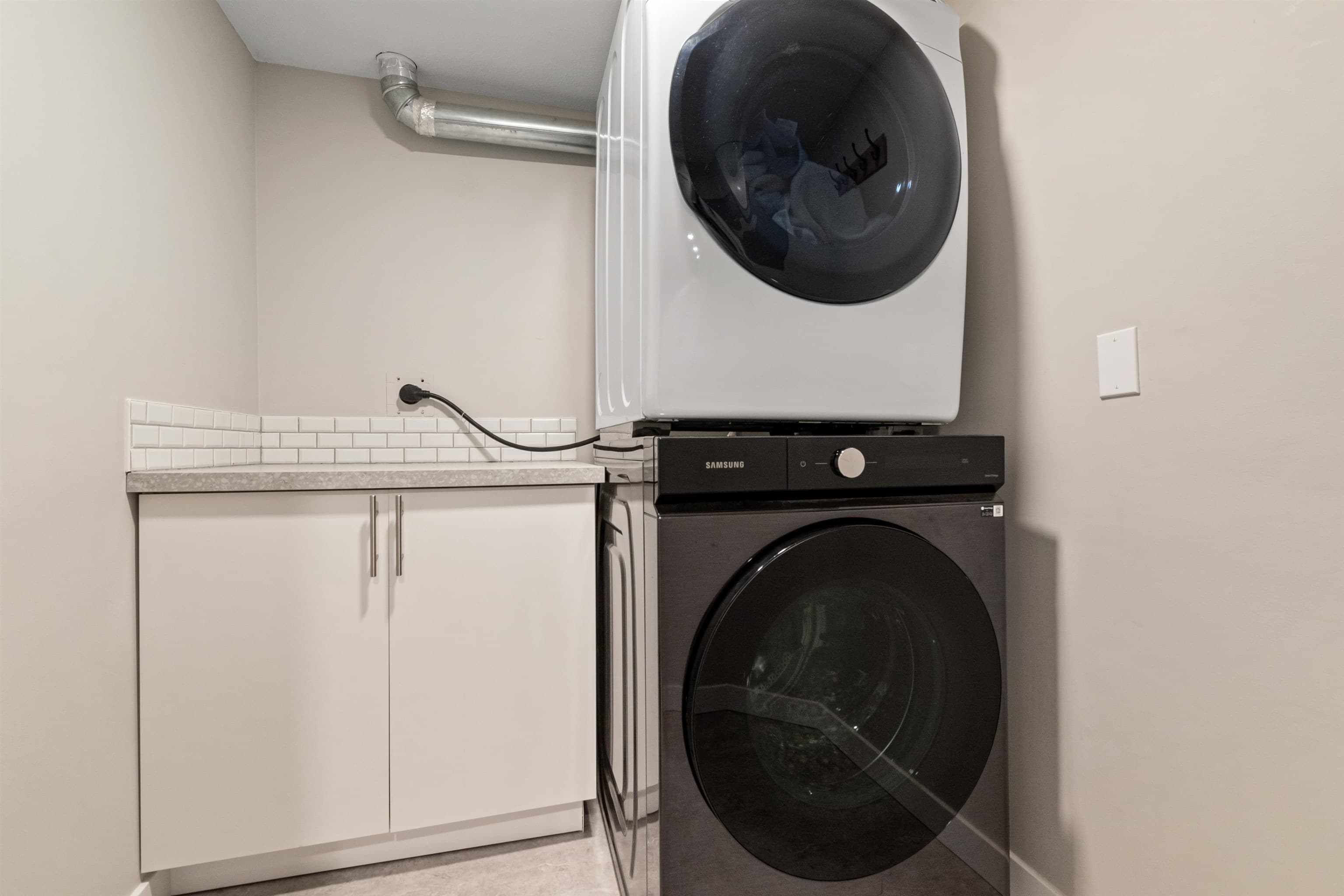 306 - 7694 Evans Road, Chilliwack, V2R 3W3 — photo 2