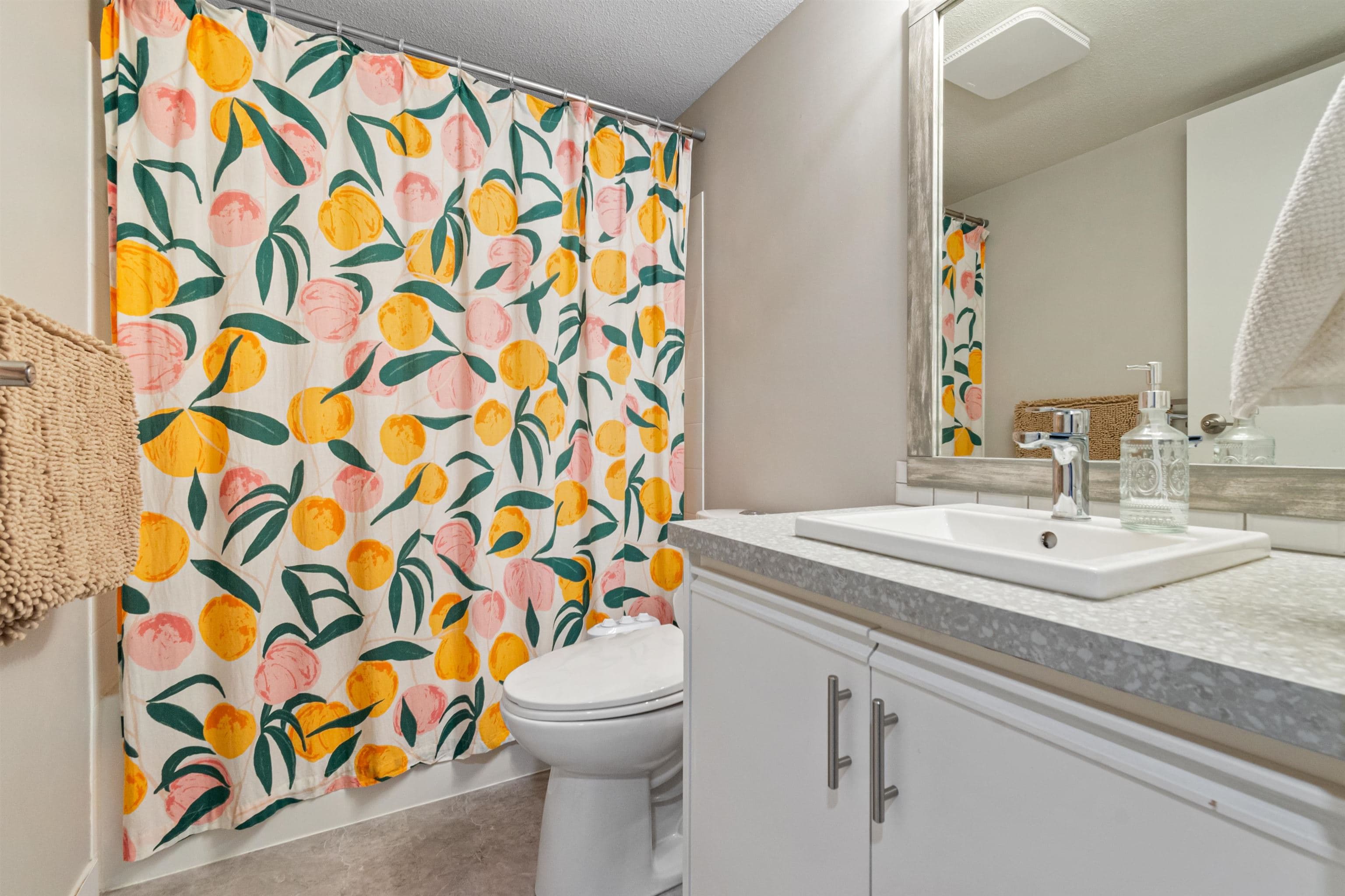 306 - 7694 Evans Road, Chilliwack, V2R 3W3 — photo 3