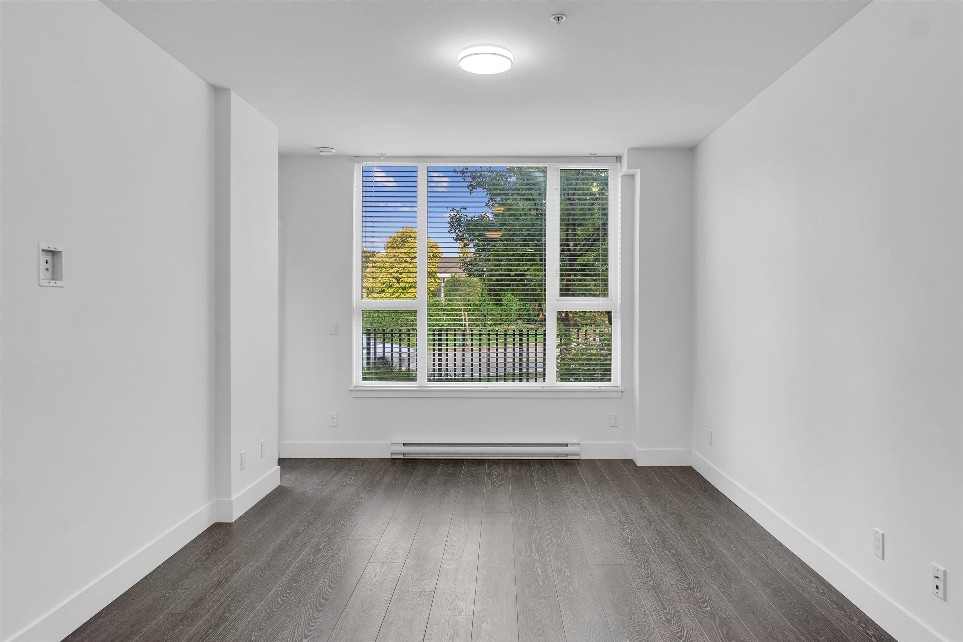 103 - 9983 E Barnston Drive, Surrey, V4N 6T3 — photo 3