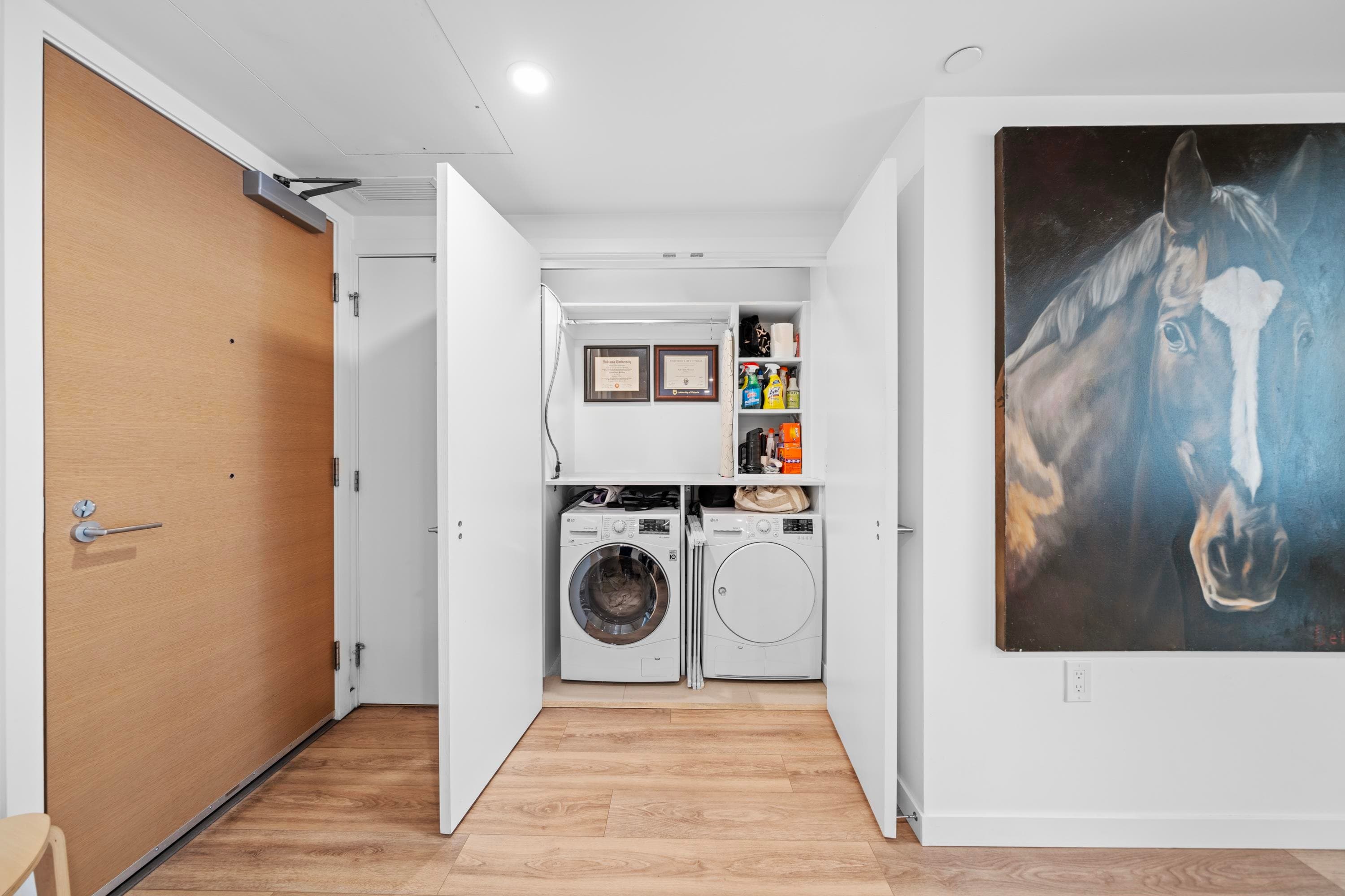 302 - 210 E 5th Avenue, Vancouver, V5T 0K1 — photo 2