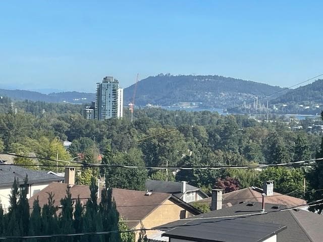 903 E Keith Road, North Vancouver, V7L 1X1 — photo 2