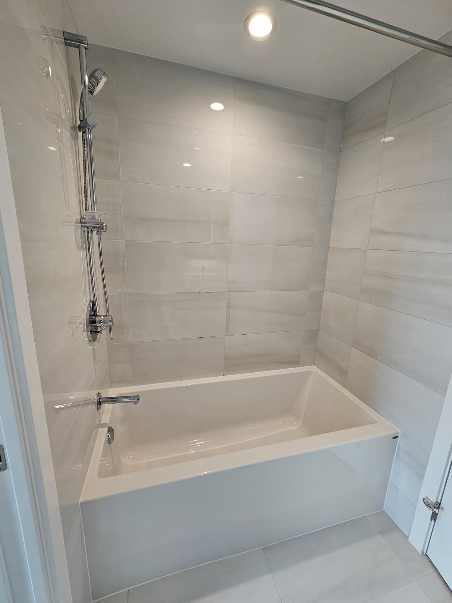 2610 - 6537 Telford Avenue, Burnaby, V5H 0K9 — photo 4