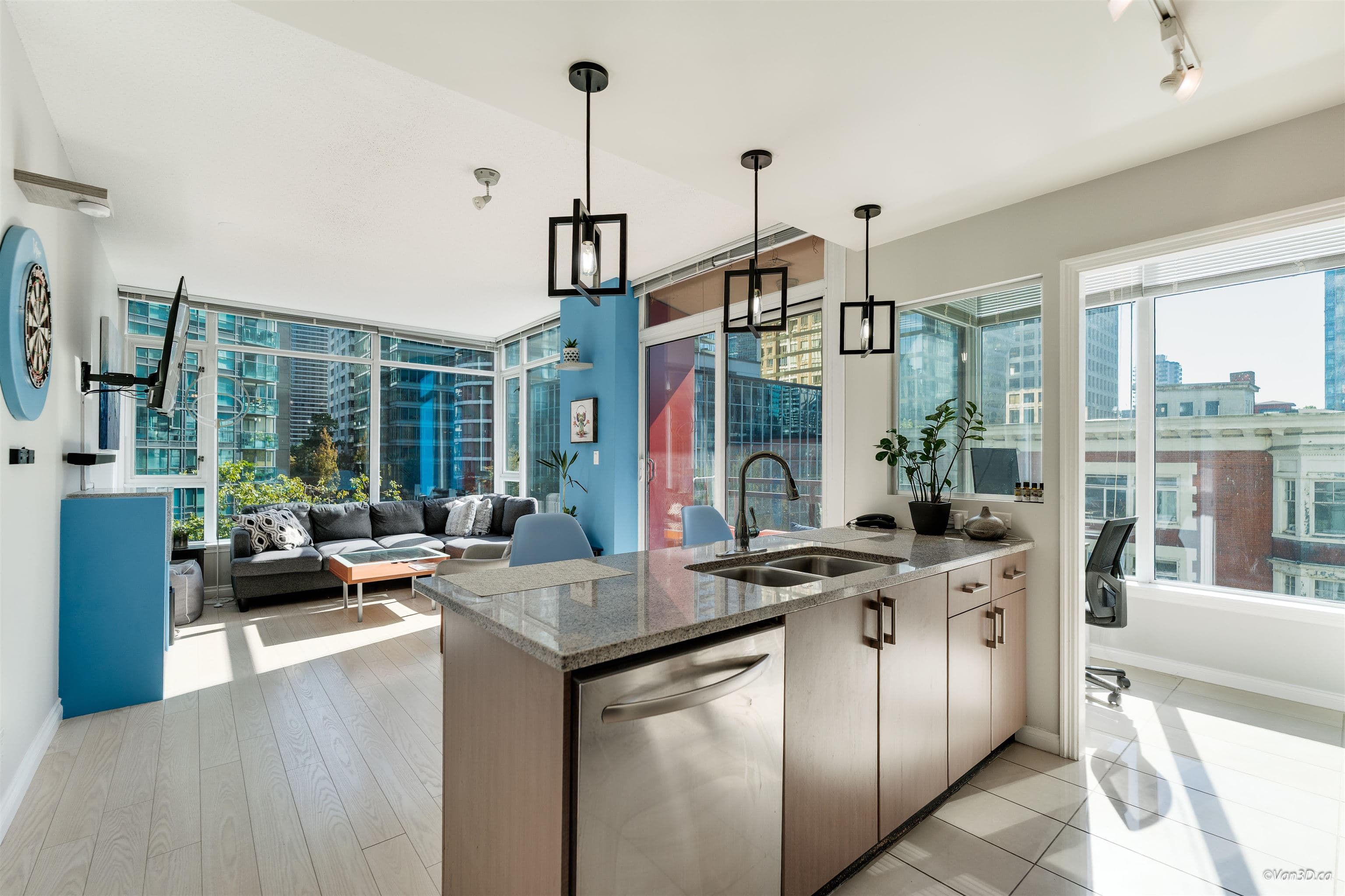702 - 1211 Melville Street, Vancouver