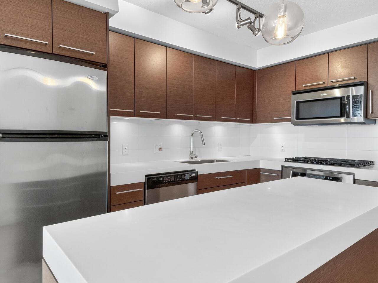 1007 - 2770 Sophia Street, Vancouver, V5T 0A4 — photo 4