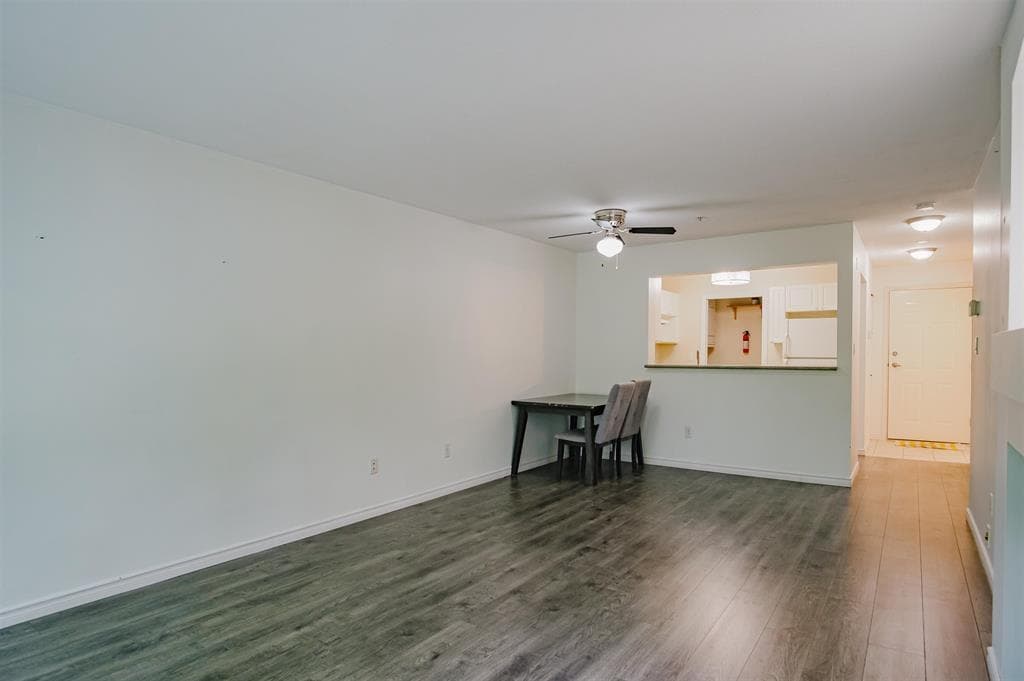 307 - 15210 Guildford Drive, Surrey, V3R 0X7 — photo 3