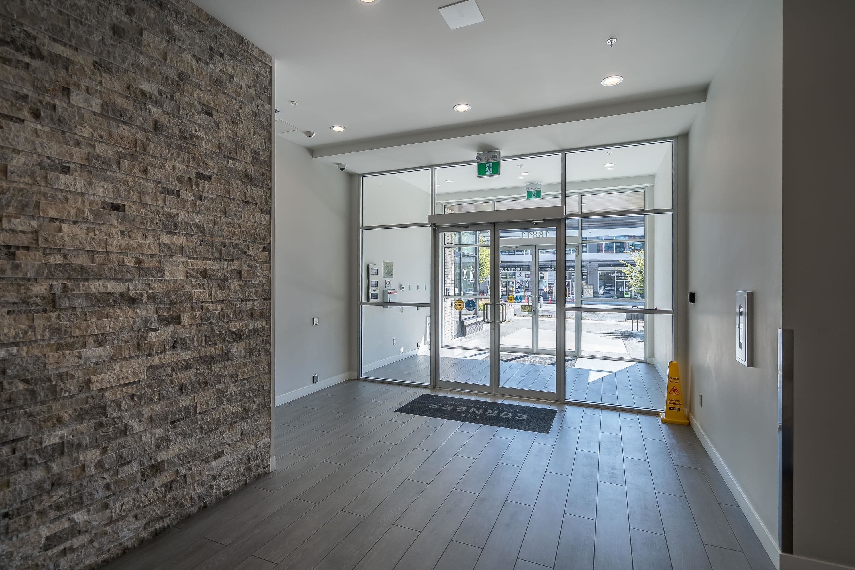 414 - 18811 72 Avenue, Surrey, V4N 6W7 — photo 4