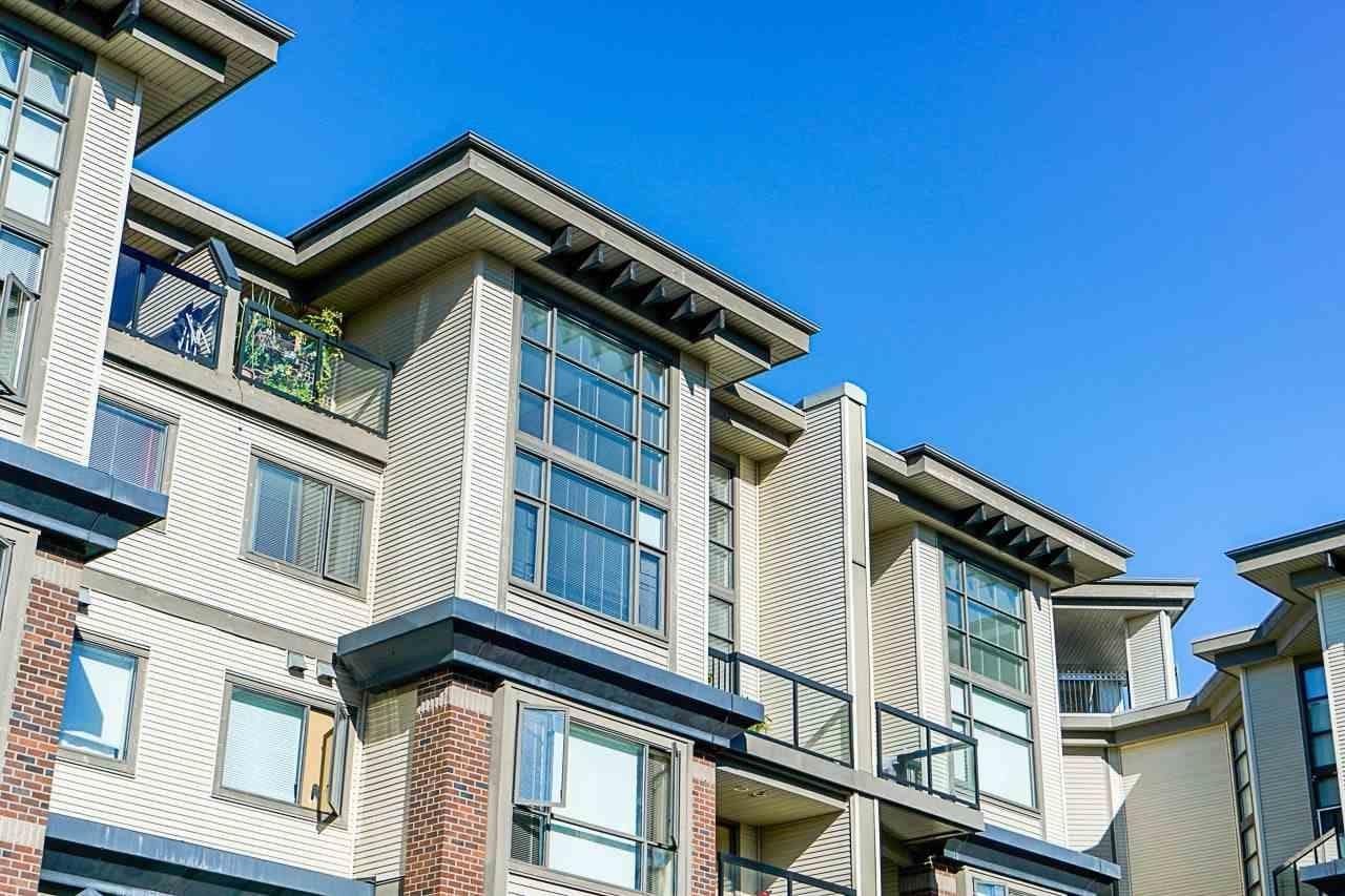 427 - 10838 City Parkway, Surrey, V3T 5X9 — photo 3