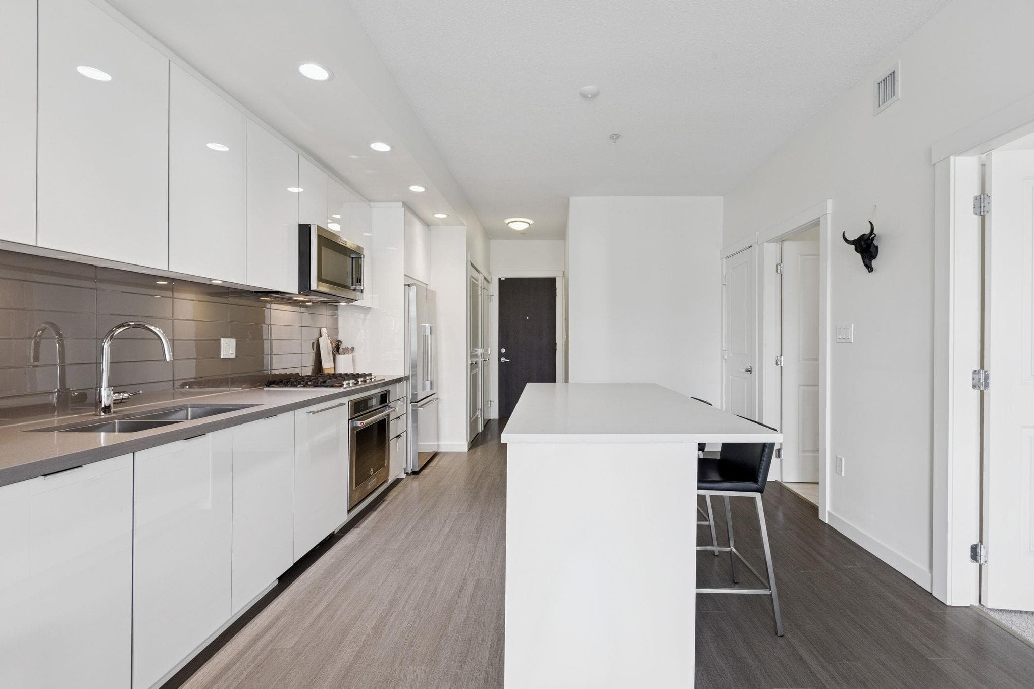 501 - 277 W 1st Street, North Vancouver, V7M 0E8 — photo 5