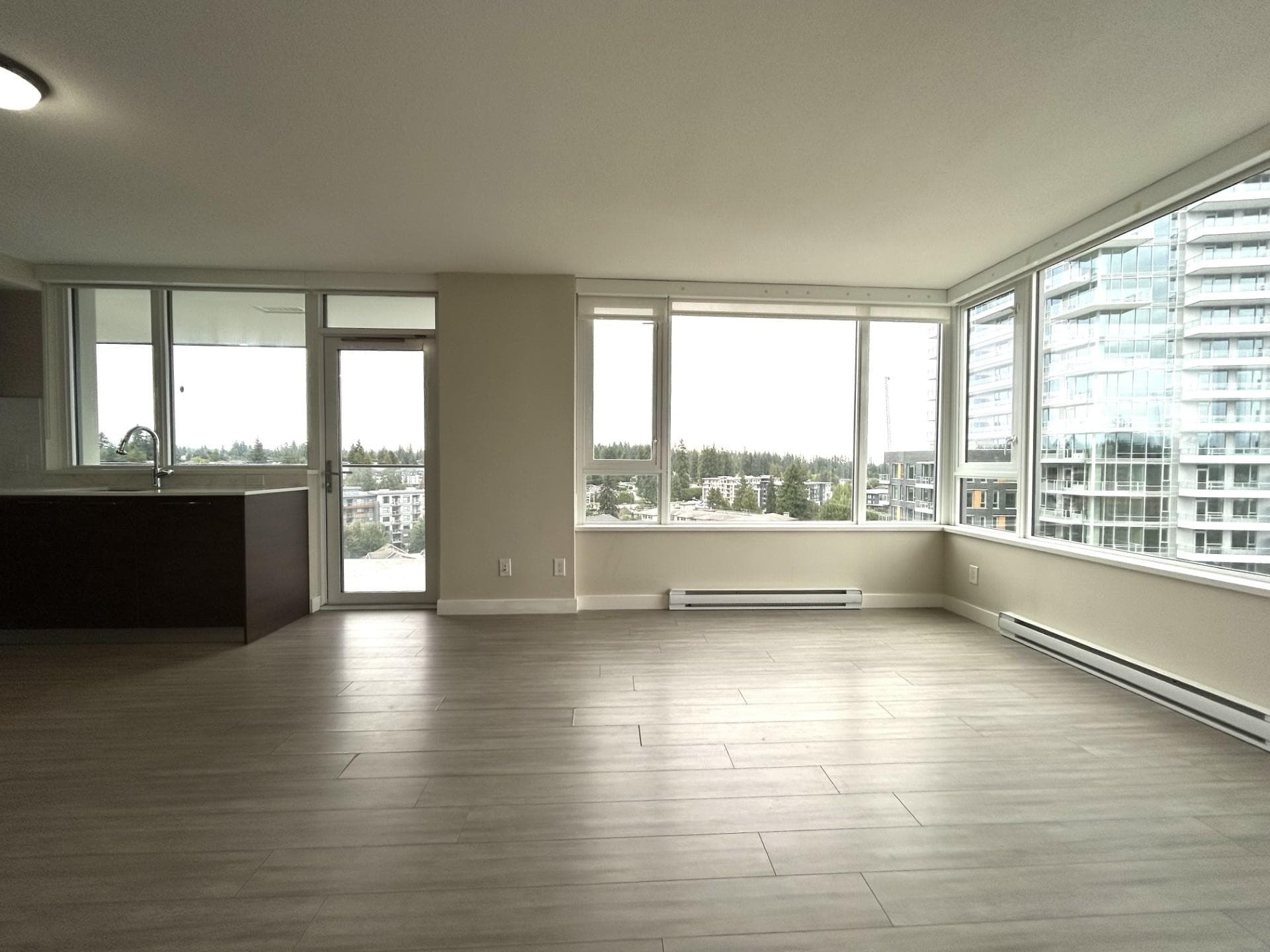 1707 - 570 Emerson Street, Coquitlam, V3J 0G3 — photo 4