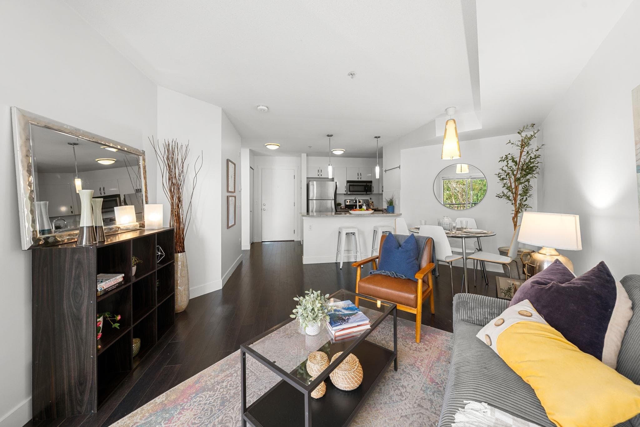 209 - 13555 Gateway Drive, Surrey, V3T 0B5 — photo 5