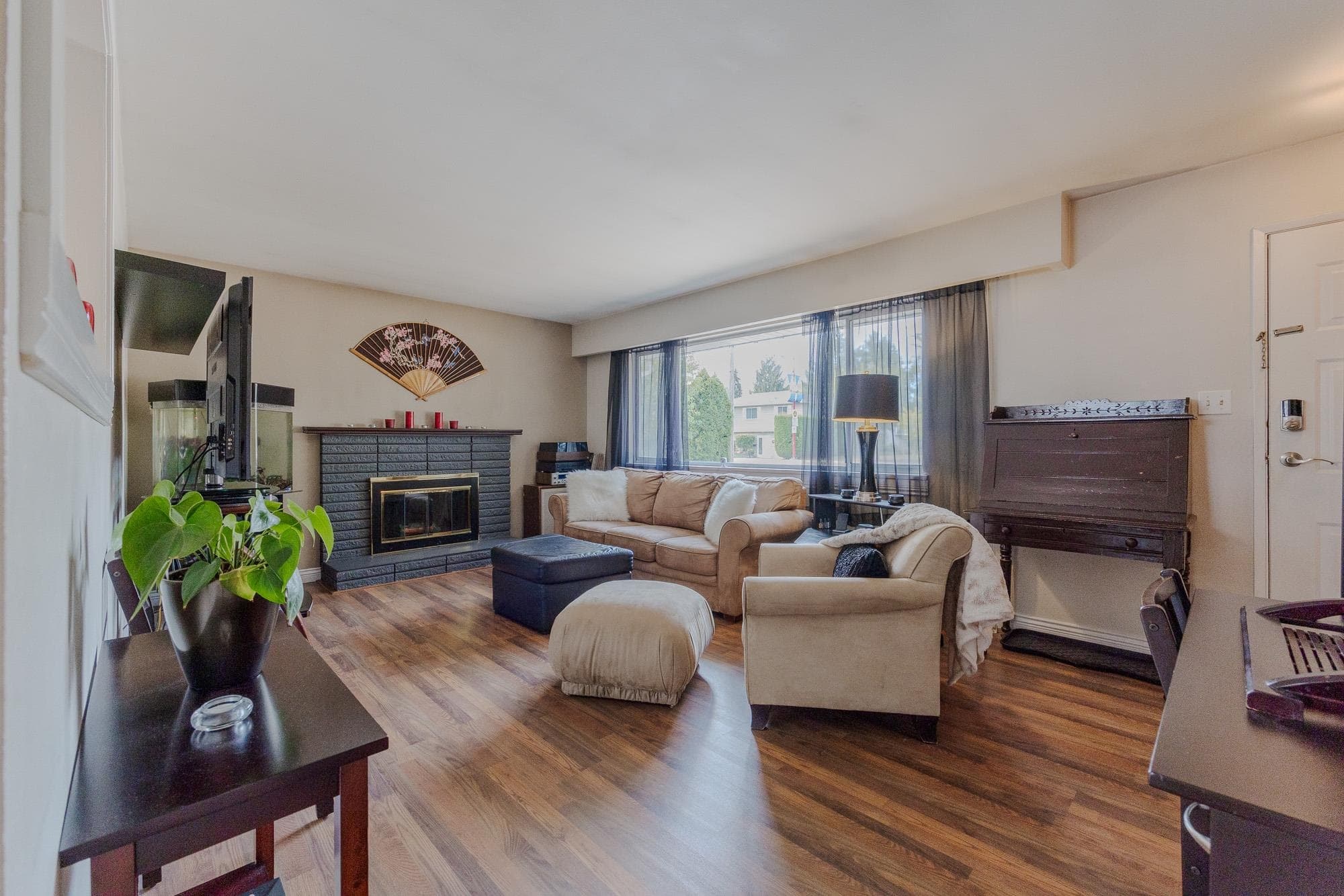 7980 112 Street, Delta, V4C 4W1 — photo 1