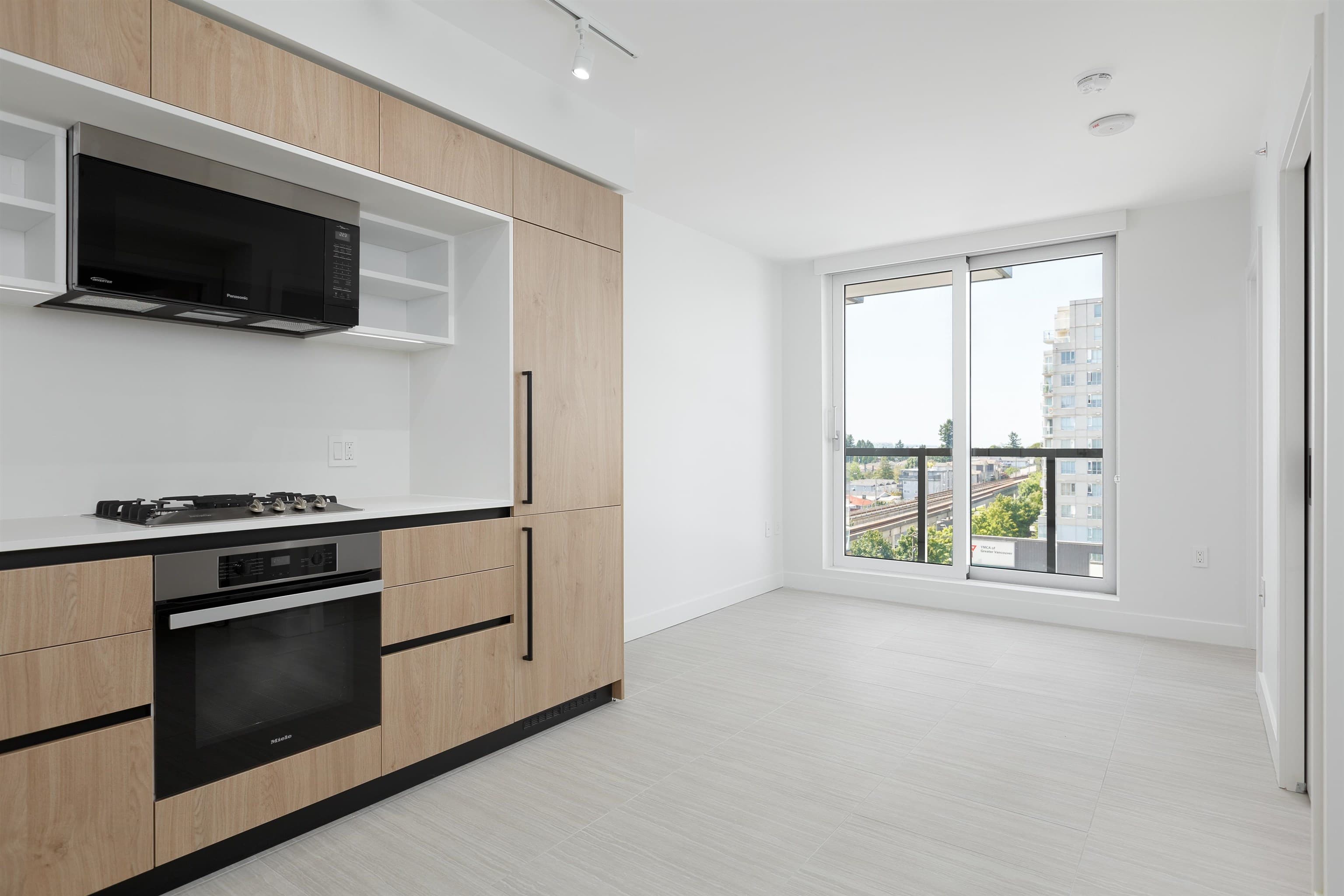 608 - 5058 Joyce Street, Vancouver, V5R 0J9 — photo 4