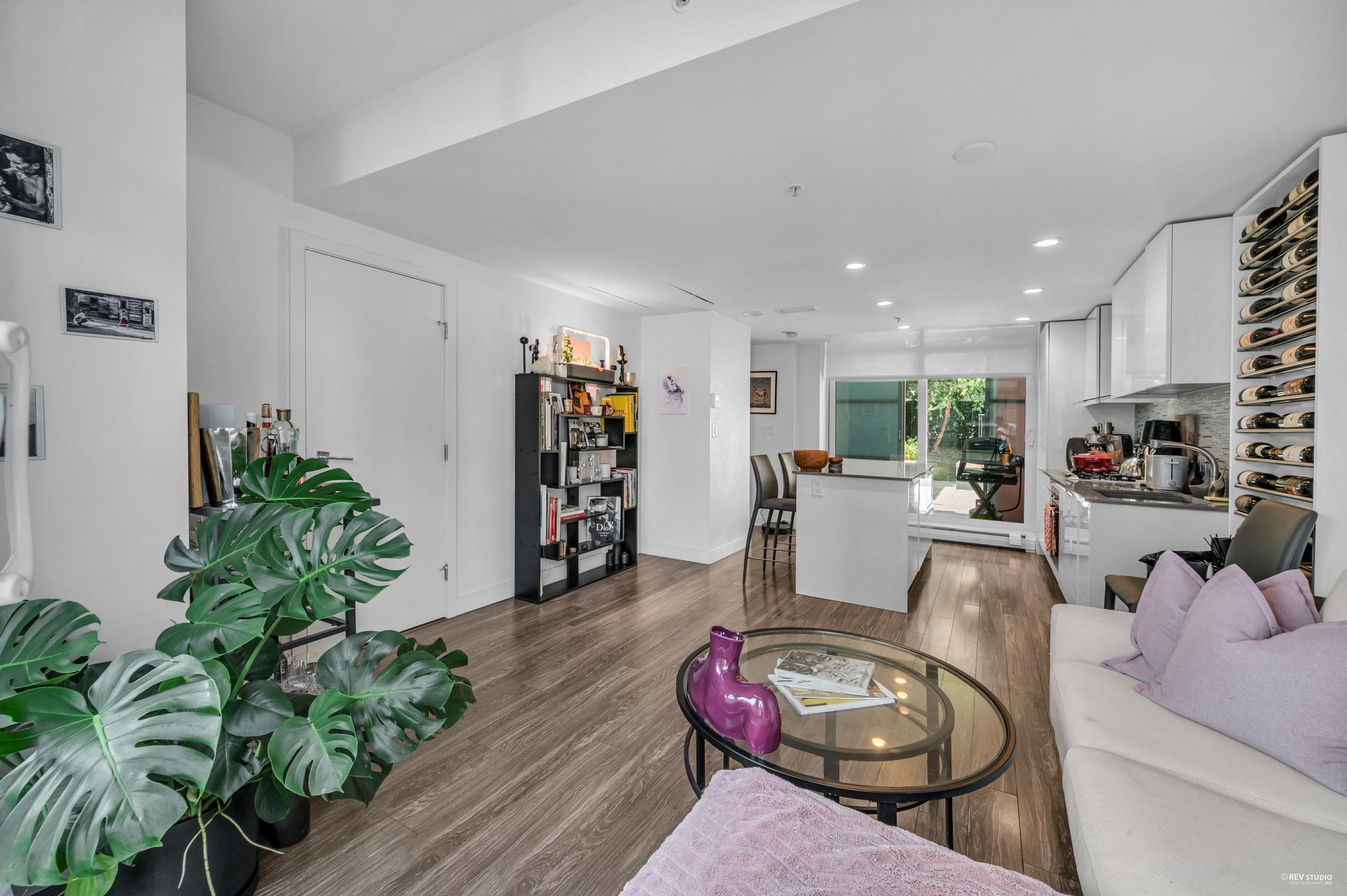 513 - 1283 Howe Street, Vancouver, V6Z 0E3 — photo 4