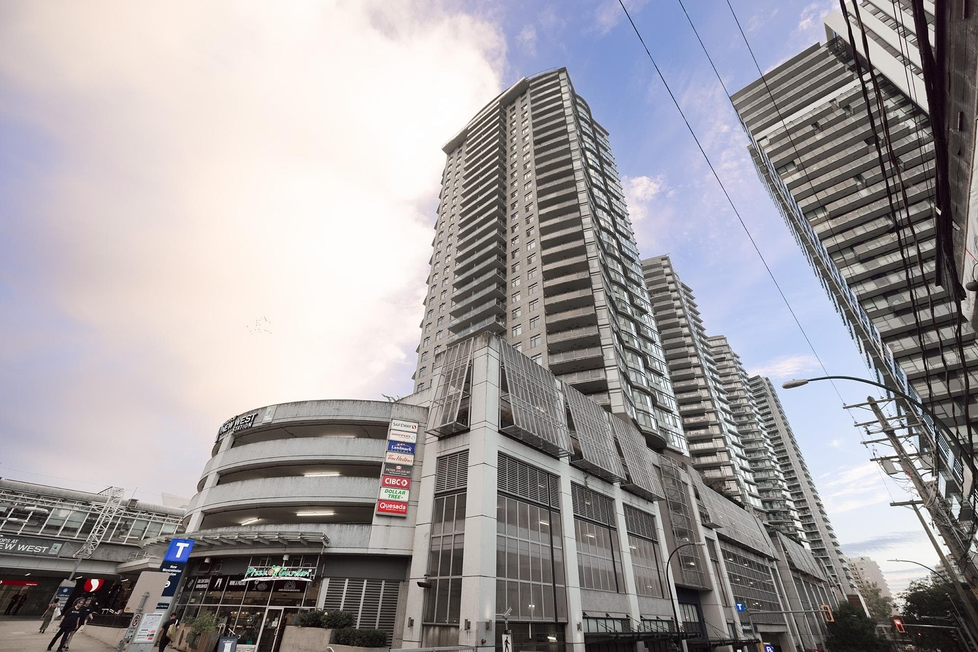 2203 - 888 Carnarvon Street, New Westminster, V3M 0C6 — photo 2