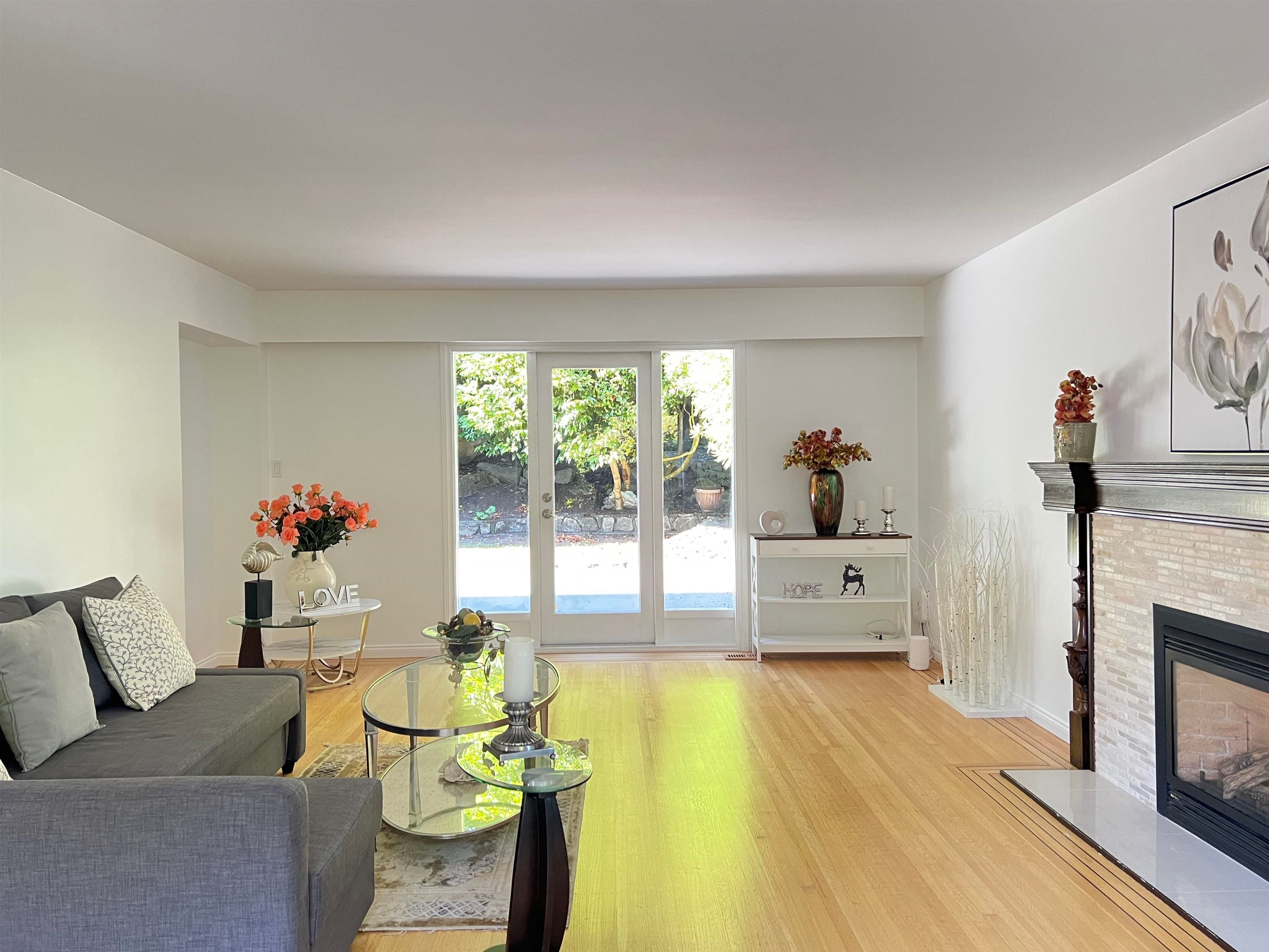 3791 Southridge Avenue, West Vancouver, V7V 3H9 — photo 3