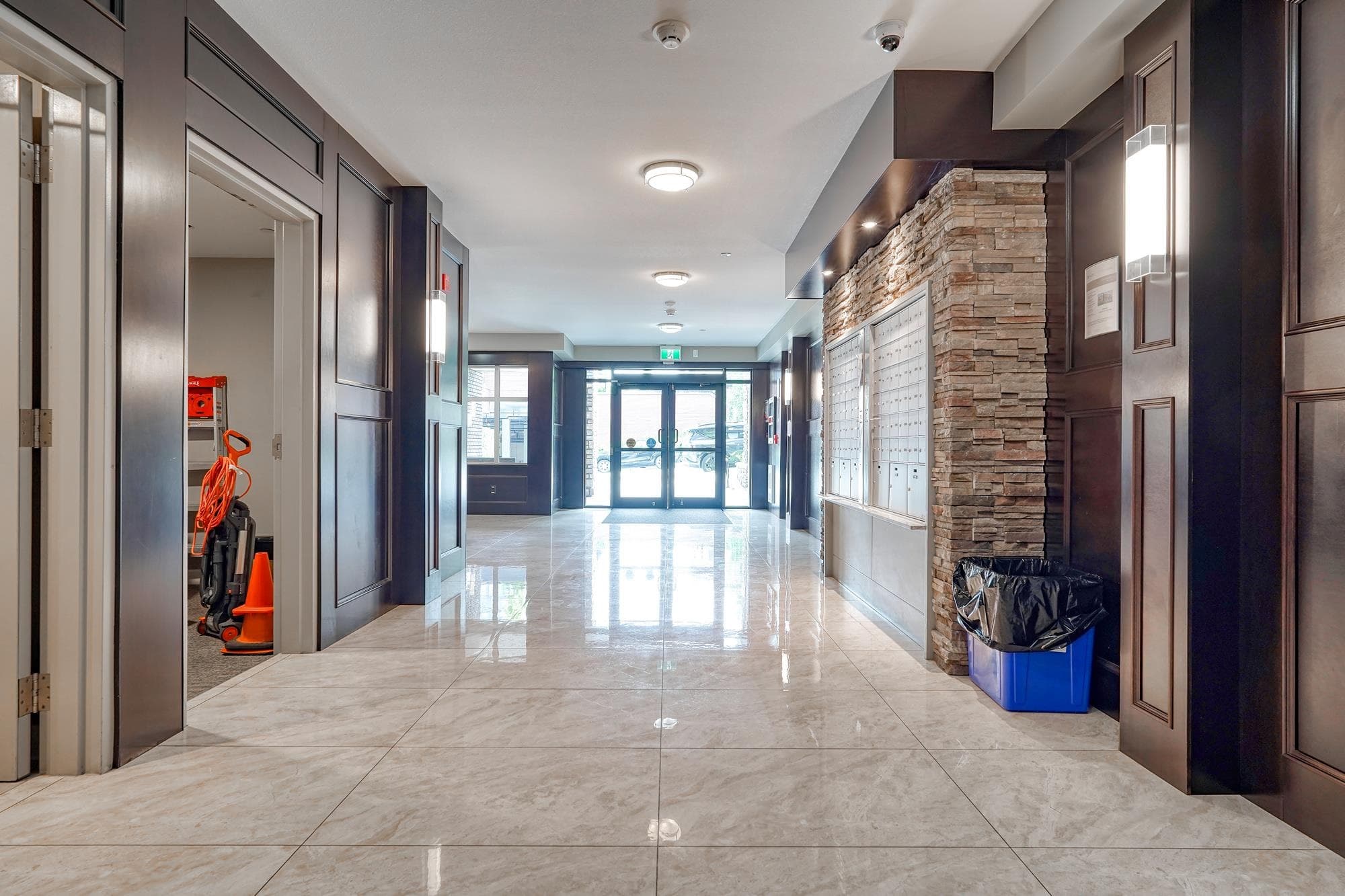 110 - 8561 203a Street, Langley, V2Y 3L7 — photo 3