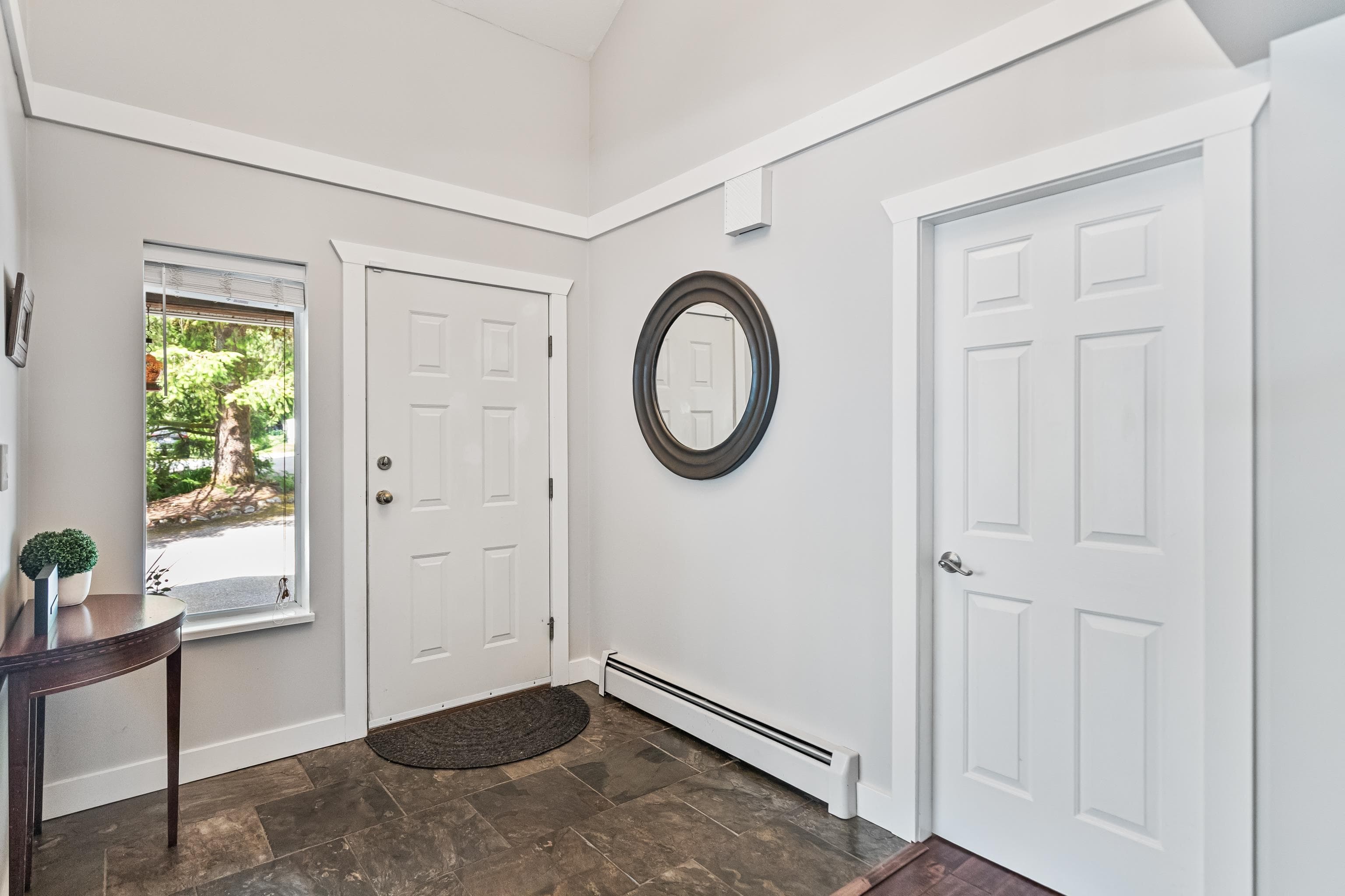 27740 Sayers Crescent, Maple Ridge, V2W 1N4 — photo 5