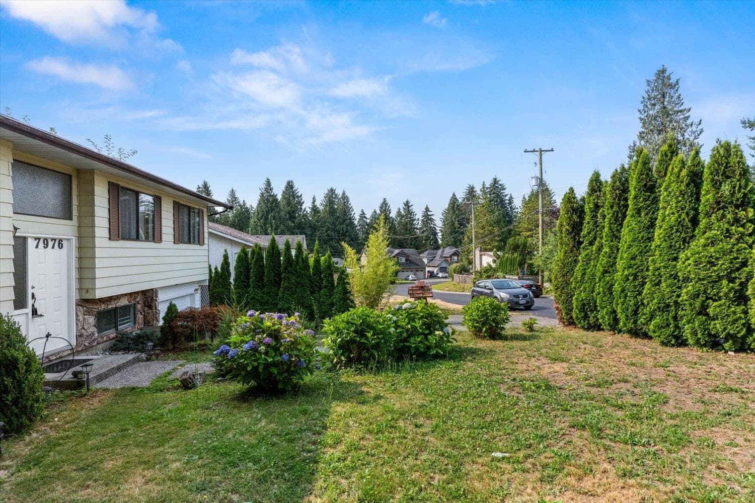 7976 Tanager Street, Mission, V2V 5K5 — photo 3