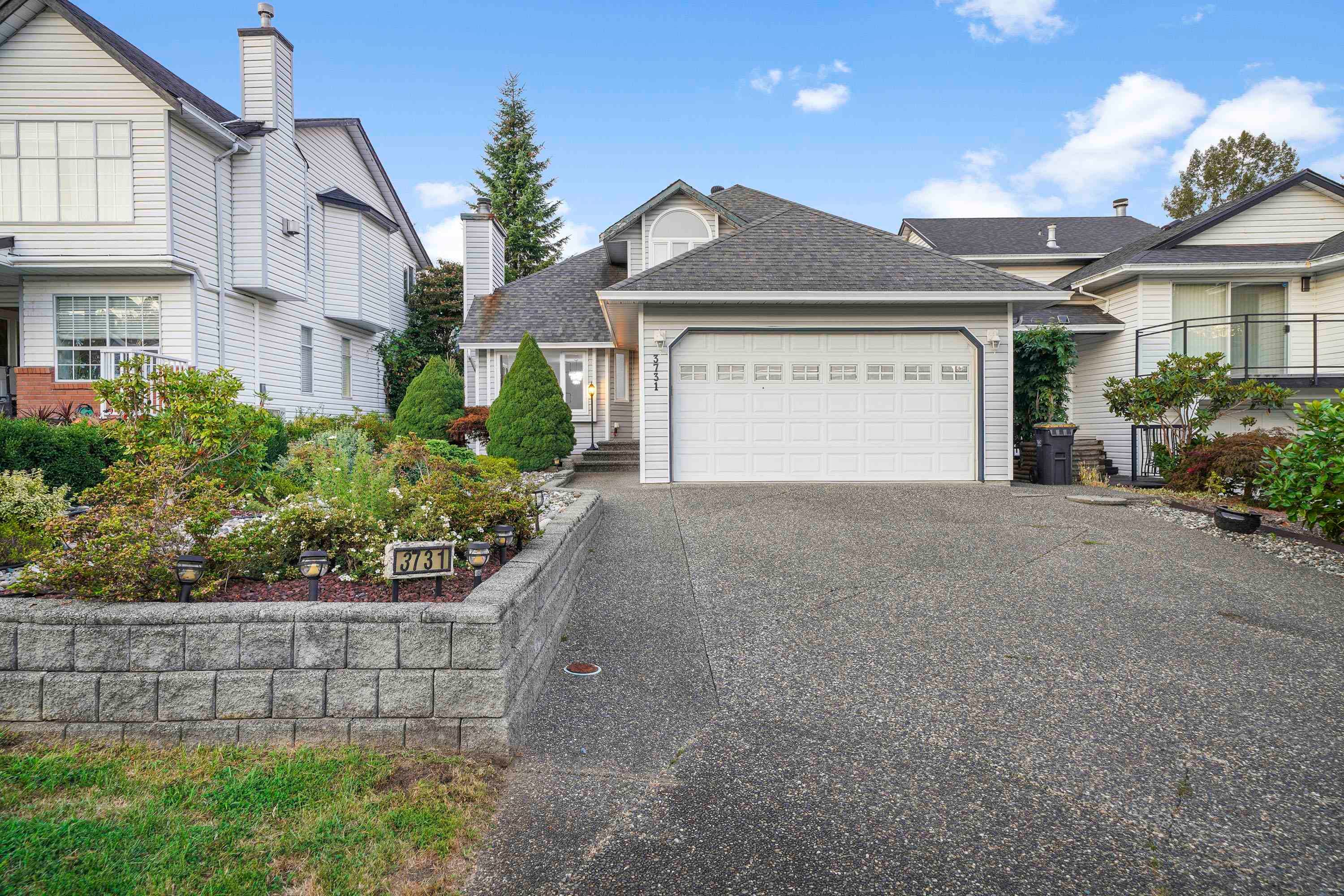 3731 Bracewell Court, Port Coquitlam