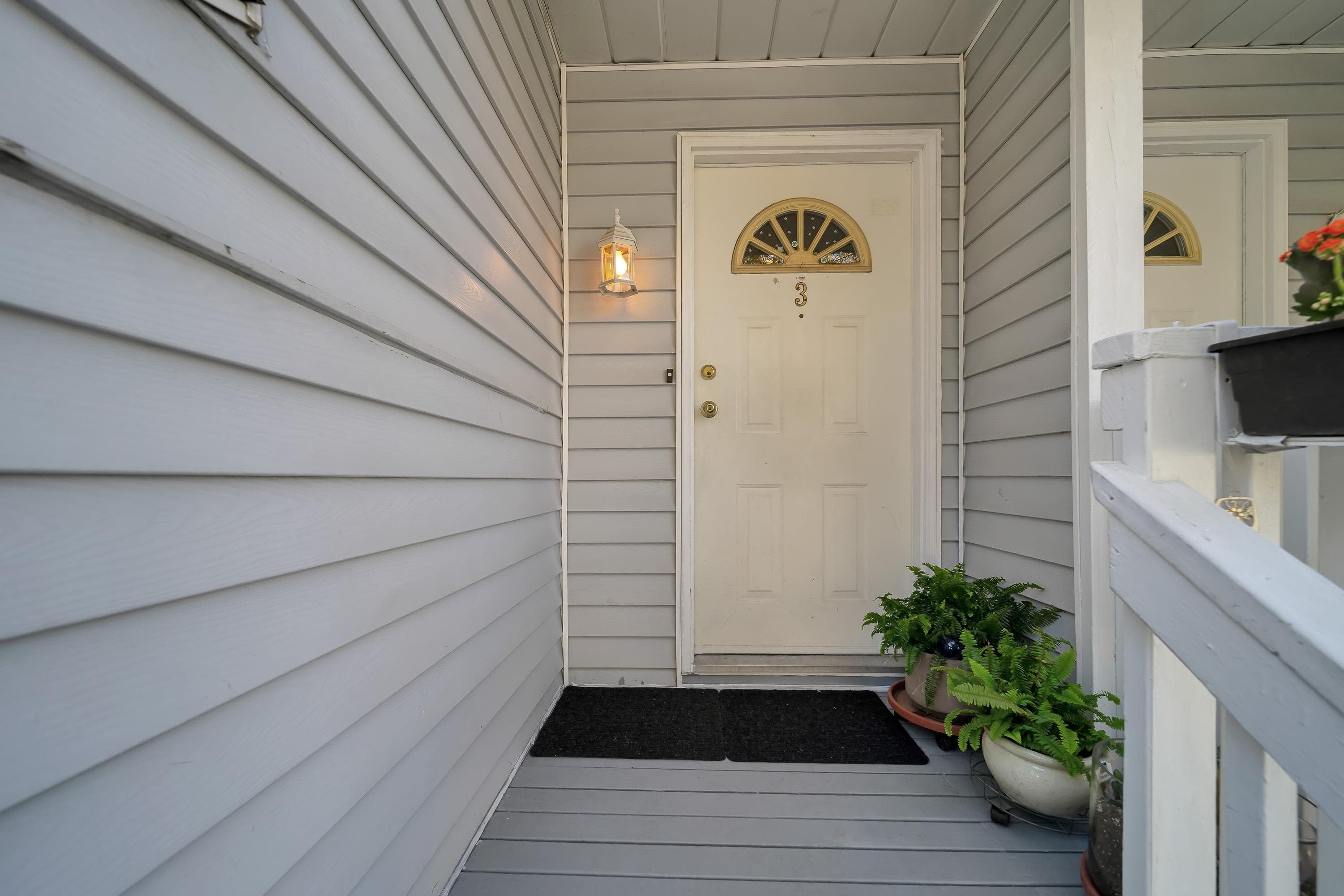 3 - 15550 89 Avenue, Surrey, V3R 1N1 — photo 3