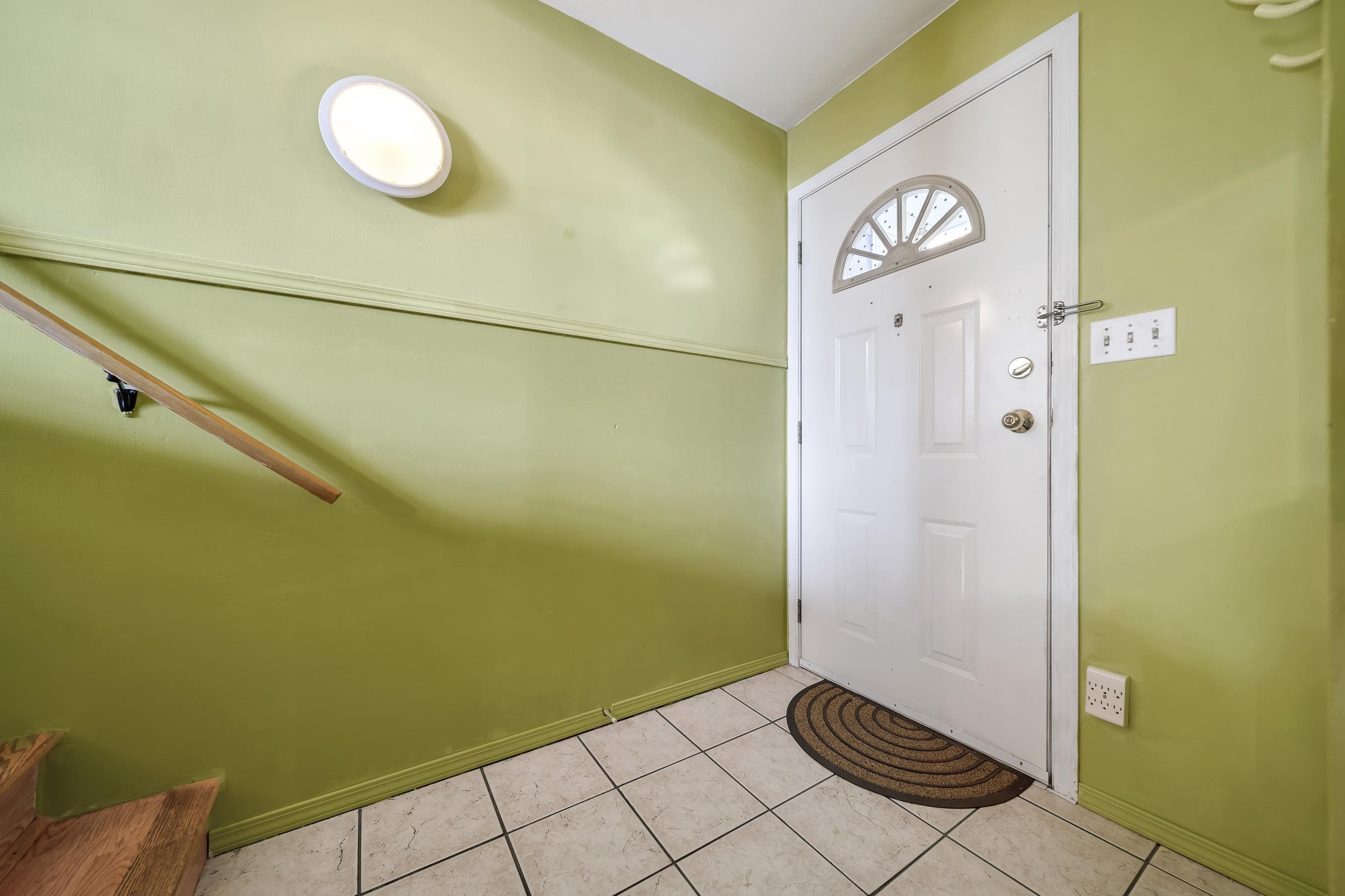 3 - 15550 89 Avenue, Surrey, V3R 1N1 — photo 4