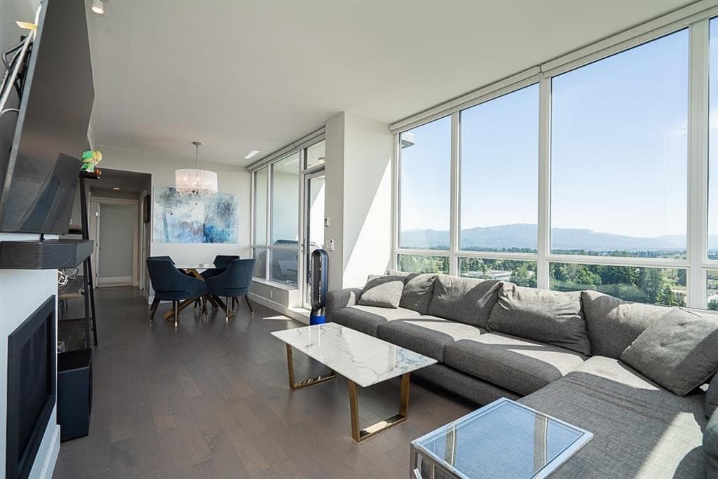 2207 - 2180 Gladwin Road, Abbotsford, V2S 0H4 — photo 4