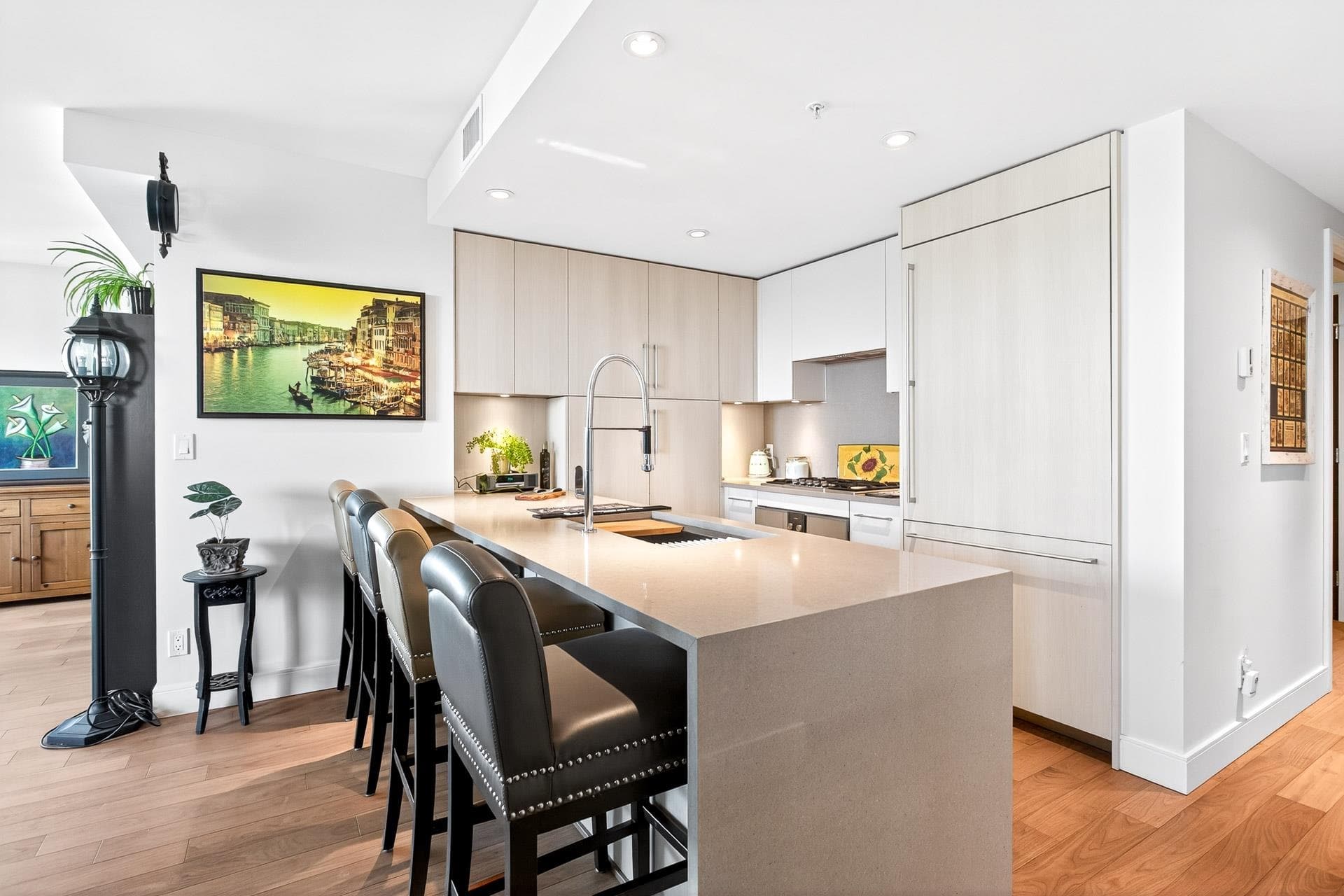 903 - 210 Salter Street, New Westminster, V3M 0J9 — photo 5