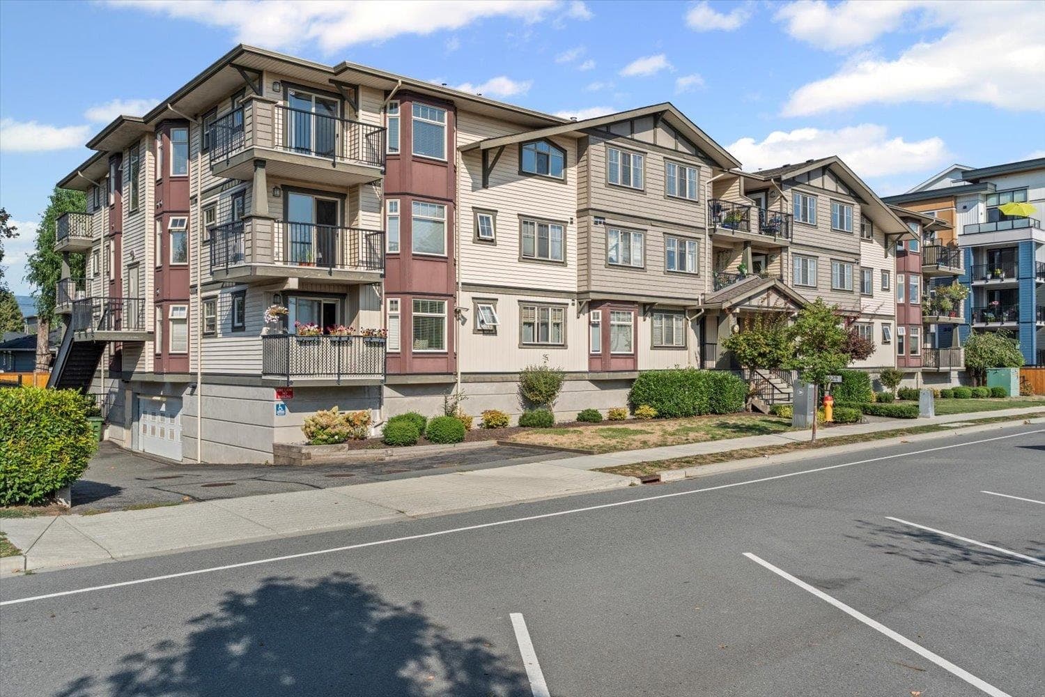 202 - 45535 Spadina Avenue, Chilliwack, V2P 1V2 — photo 1