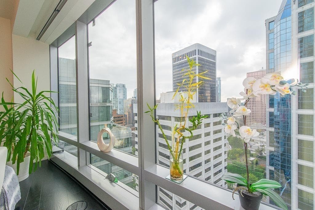 2305 - 1151 W Georgia Street, Vancouver