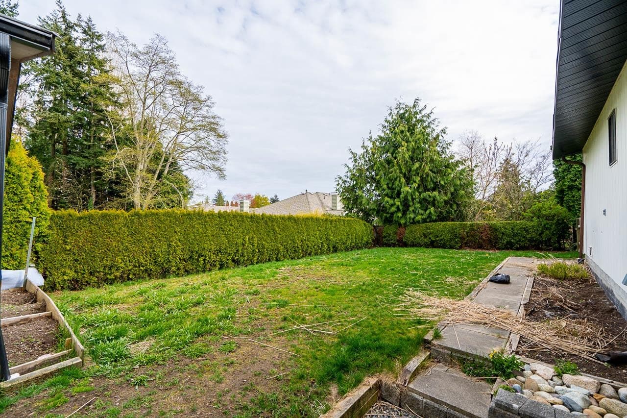 1766 139 Street, Surrey, V4A 4G7 — photo 5