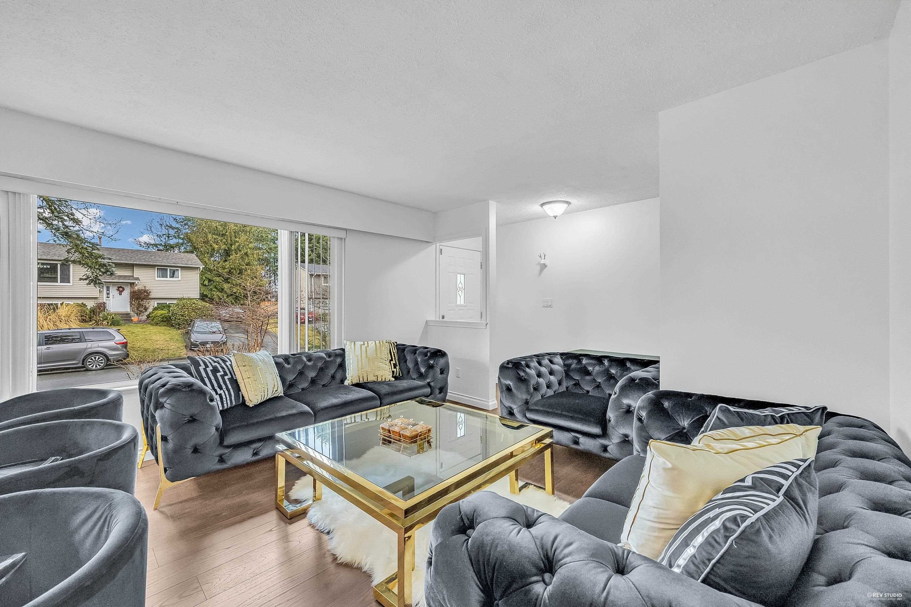 22938 Fuller Avenue, Maple Ridge, V2X 3C5 — photo 4