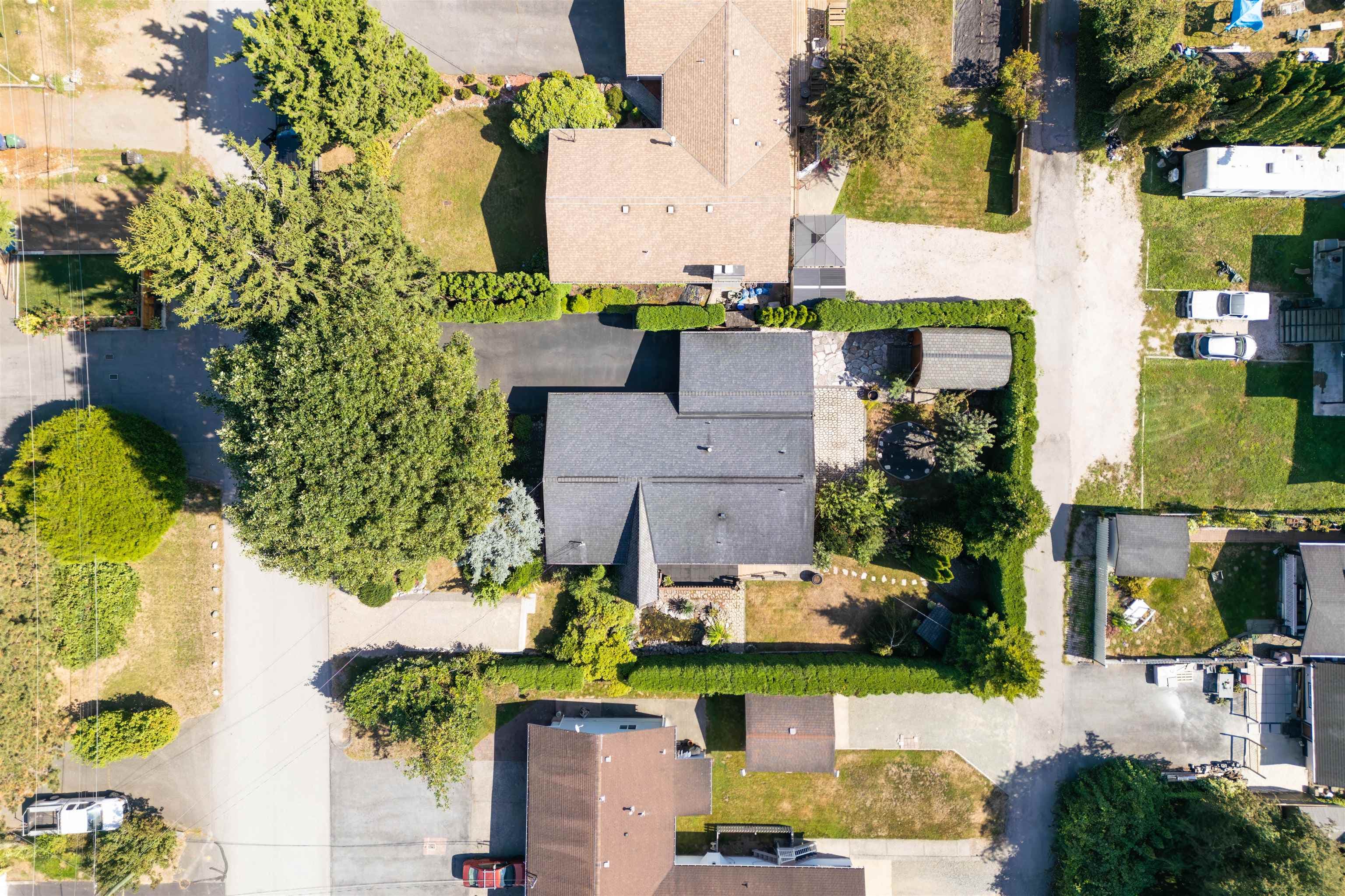 18058 57a Avenue, Surrey, V3S 1J6 — photo 4
