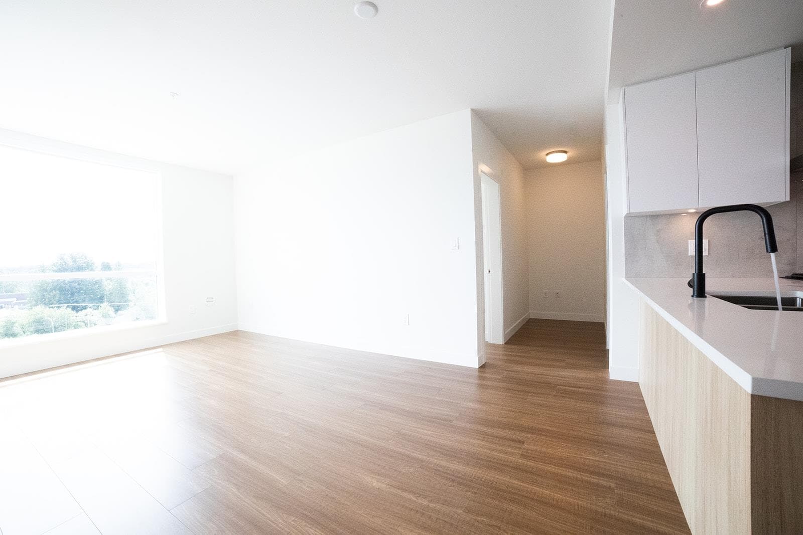 203 - 31900 Raven Avenue, Mission, V2V 0H5 — photo 4