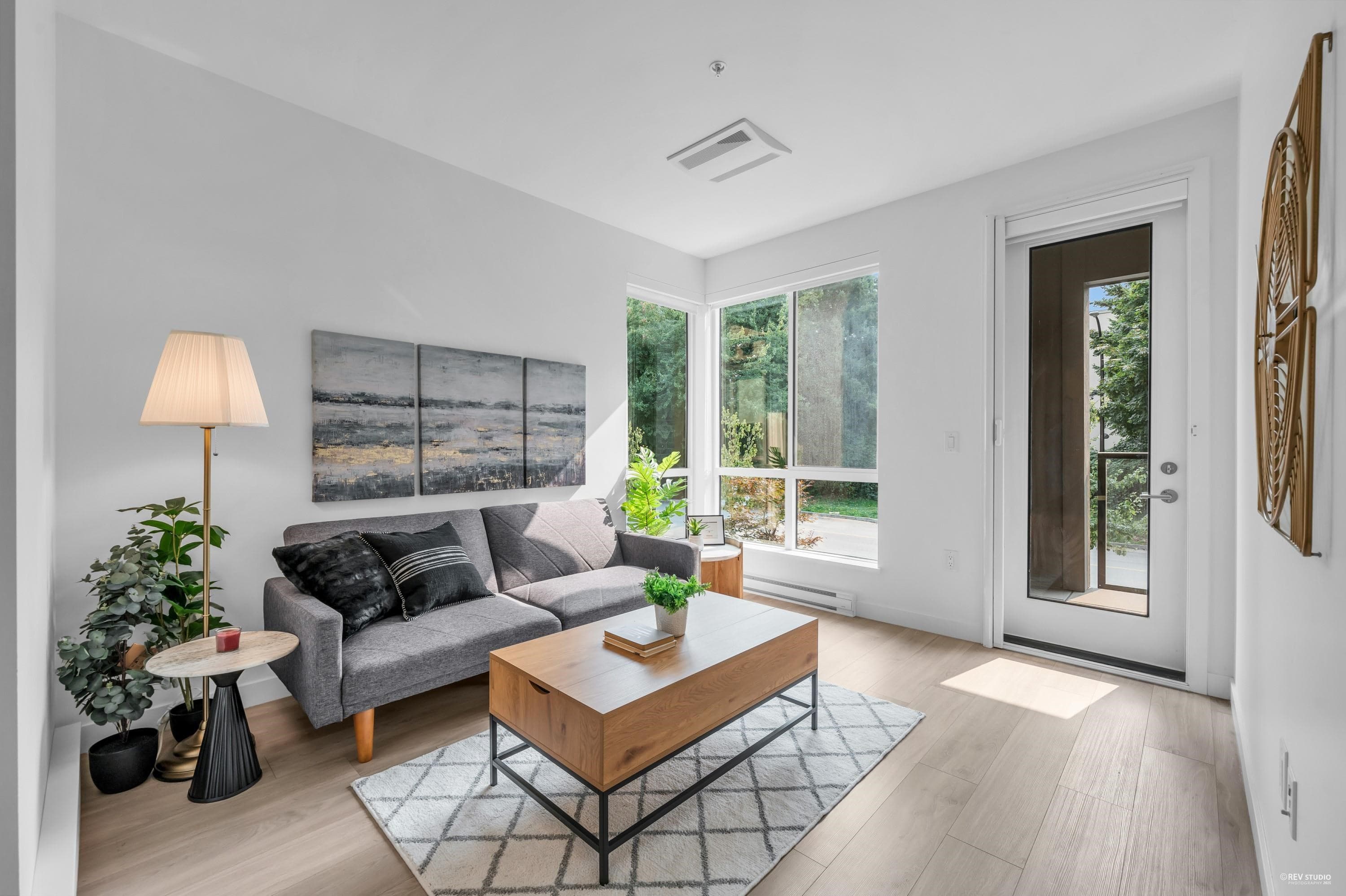 209 - 7588 16th Street, Burnaby, V3N 0H8 — photo 1