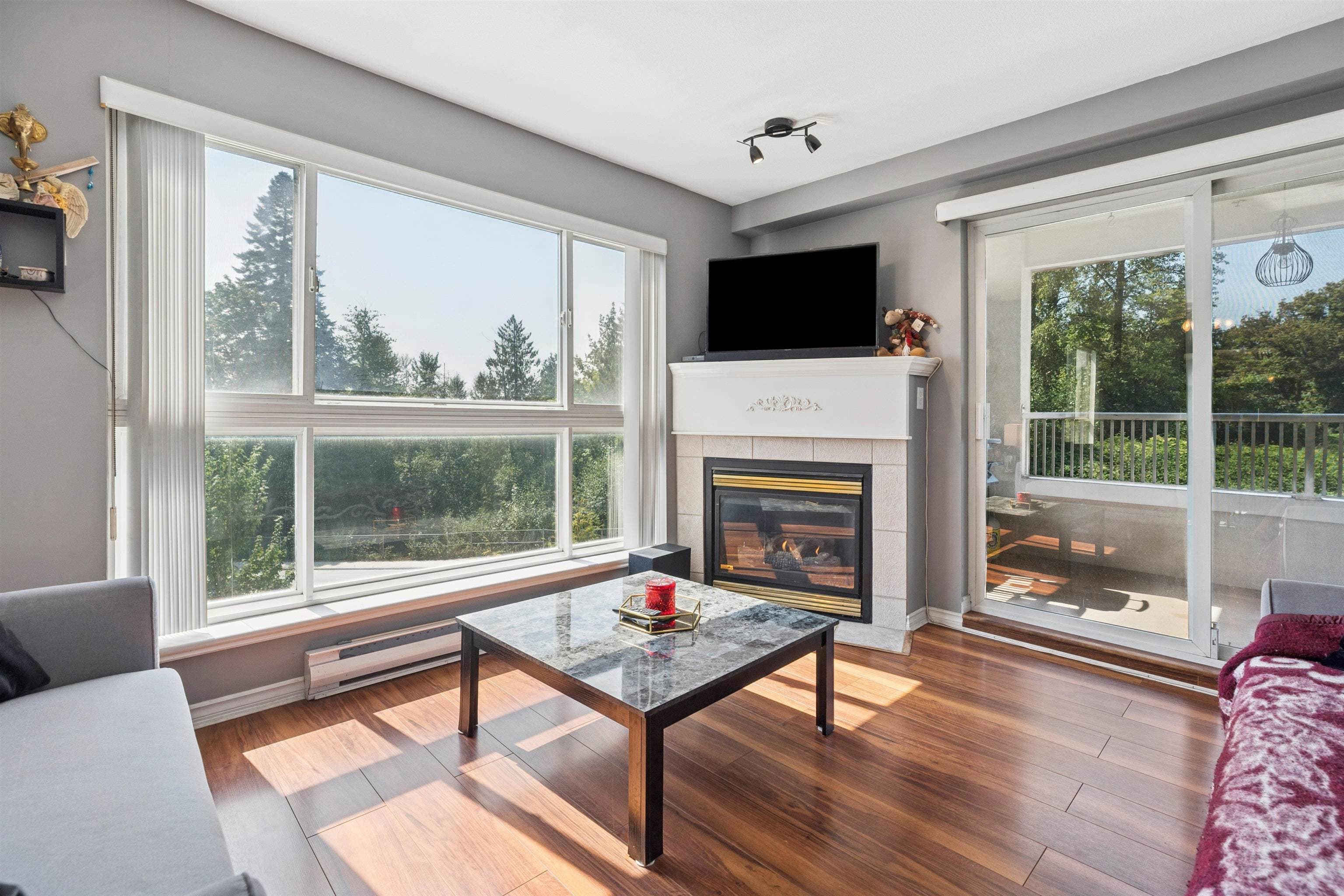 405 - 22230 North Avenue, Maple Ridge