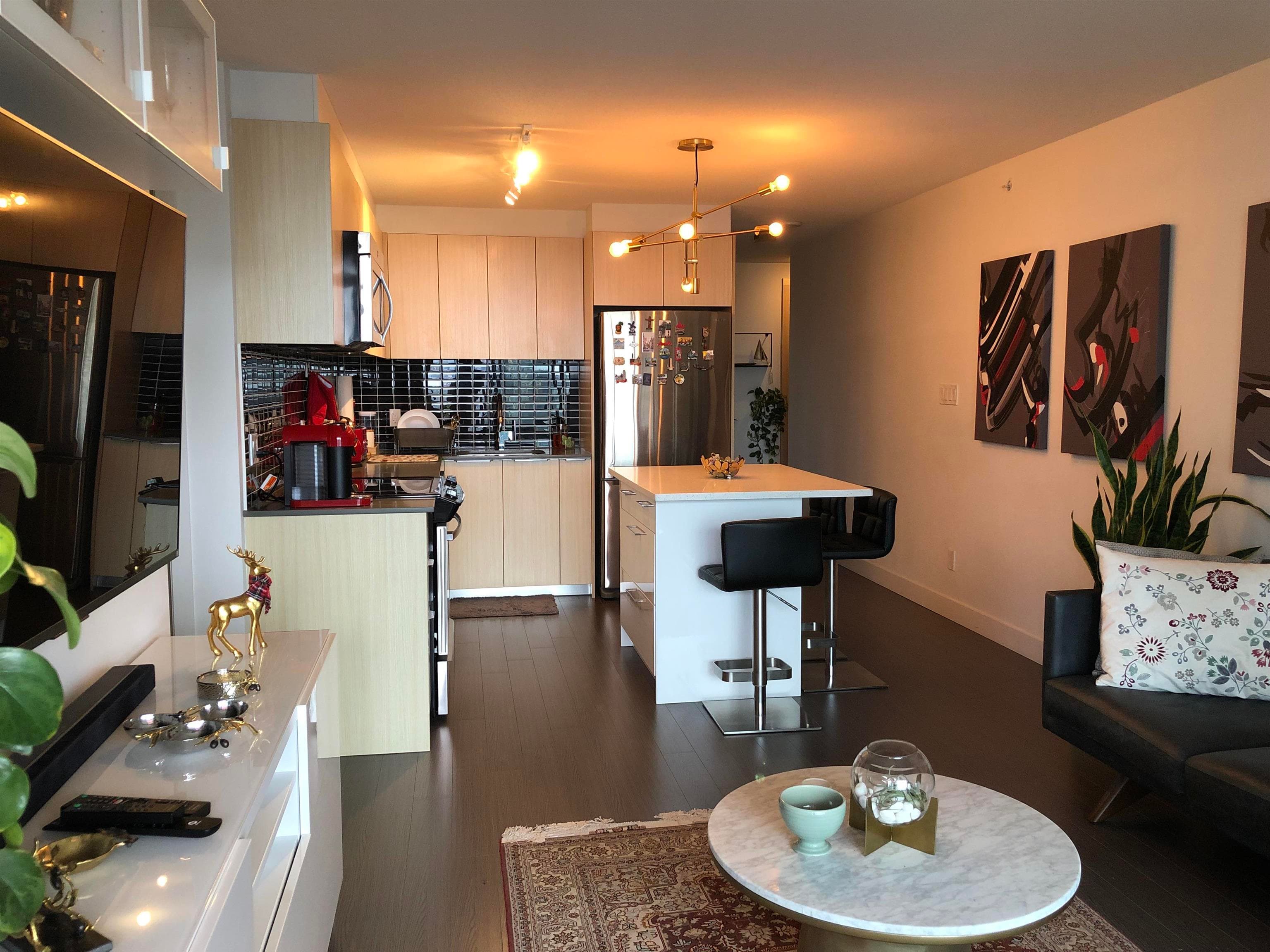 1212 - 1325 Rolston, Vancouver, V6B 0M2 — photo 1