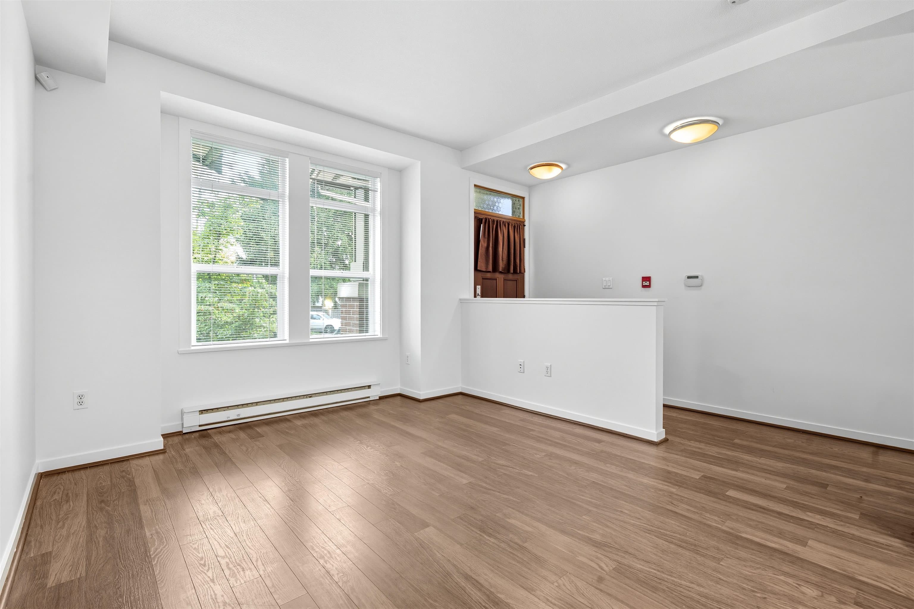 6 - 5881 Irmin Street, Burnaby, V5J 0C5 — photo 5