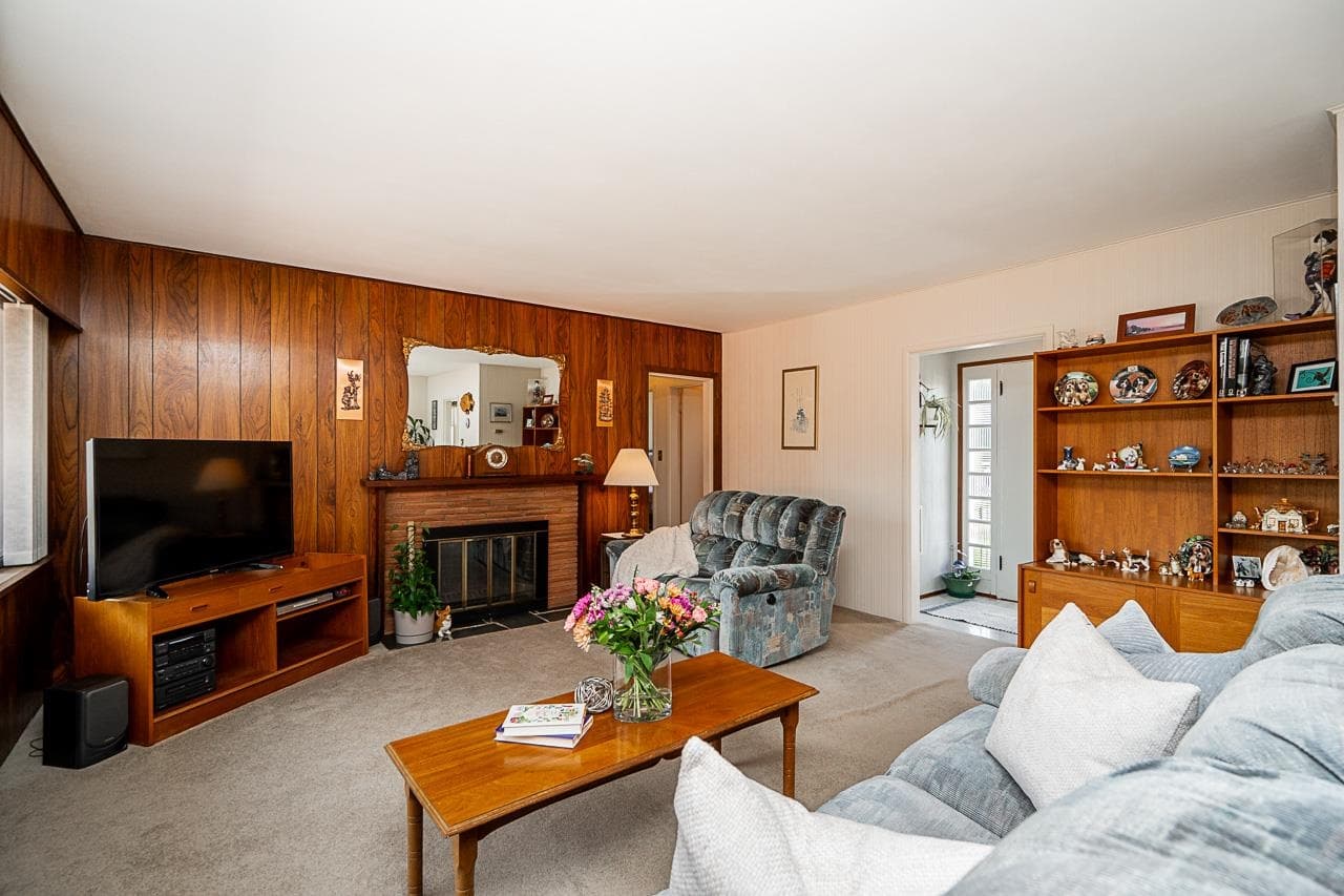 5388 Halley Avenue, Burnaby, V5H 2P8 — photo 5