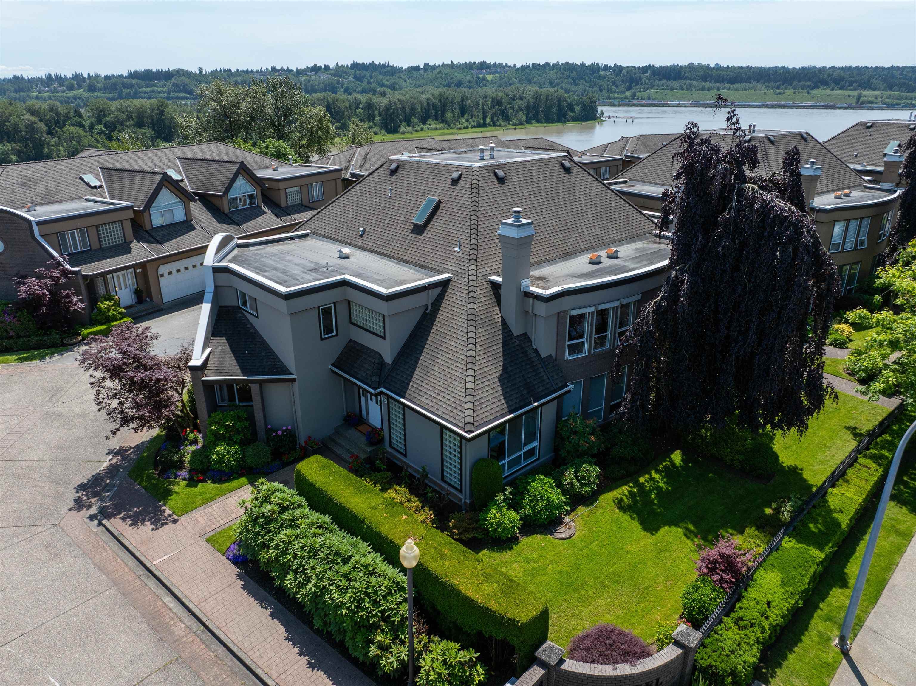15 - 788 Citadel Drive, Port Coquitlam, V3C 6G9 — photo 2